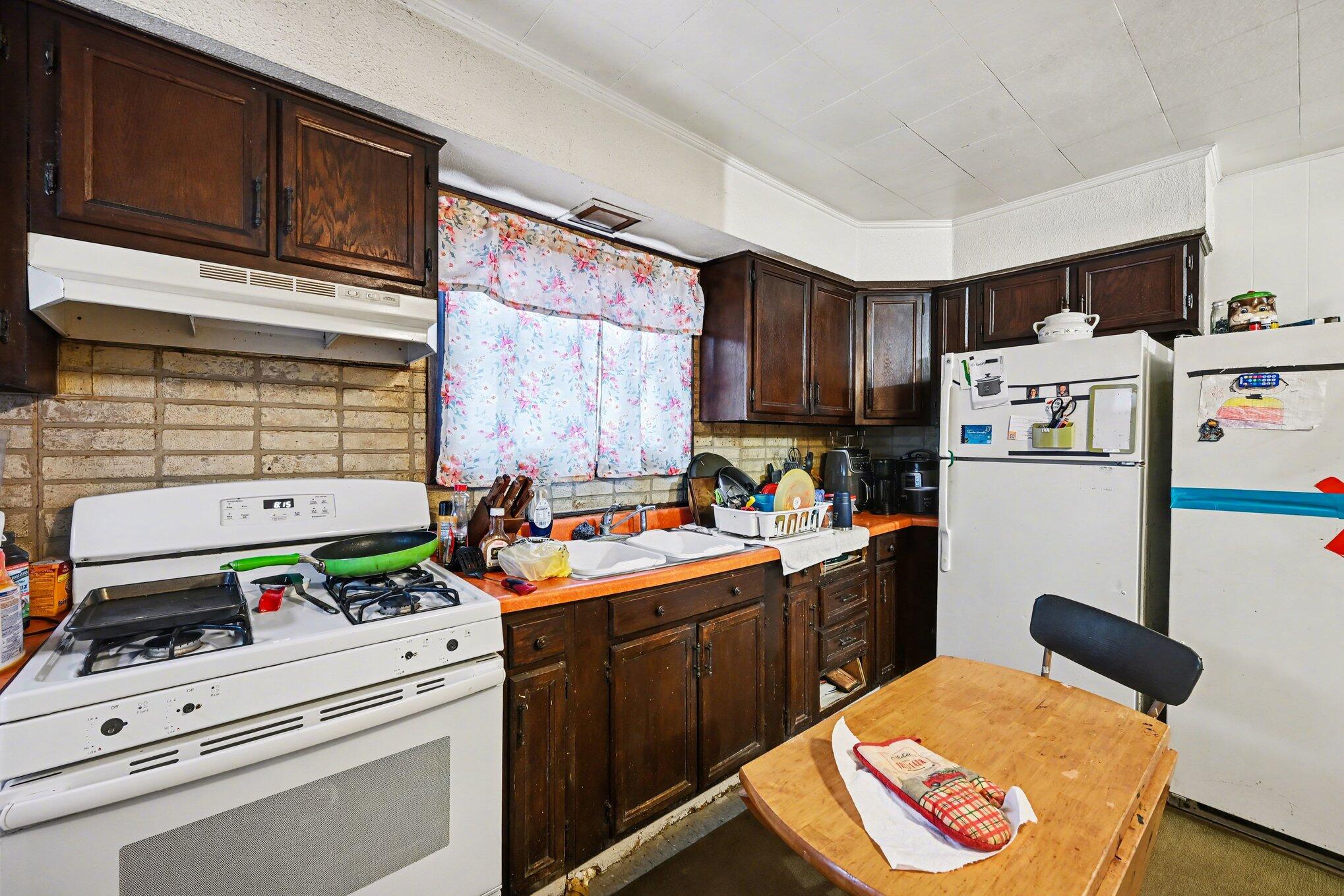 561 Arthur Avenue Kalamazoo MI 49048