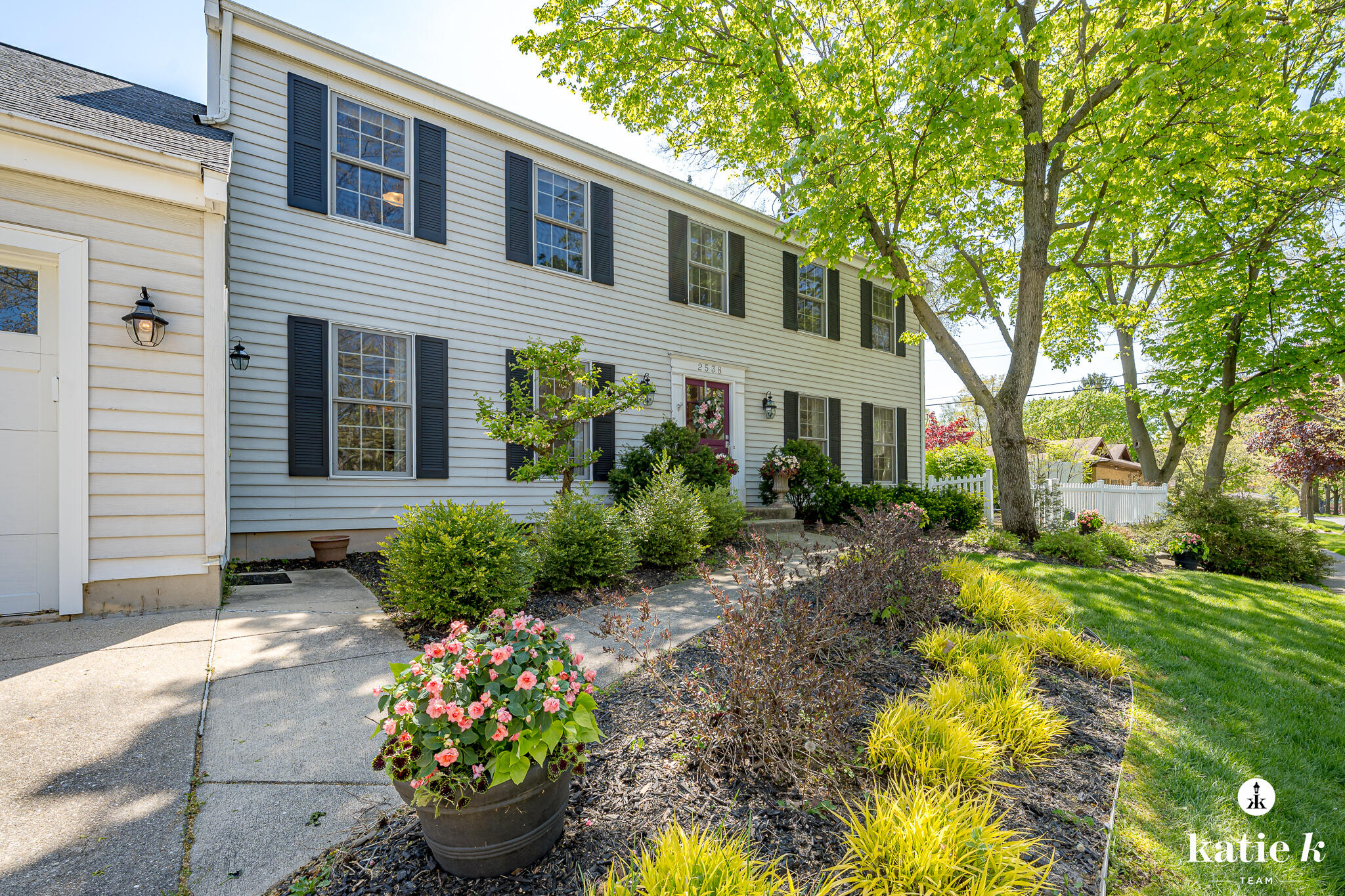 2538 Beechwood Drive SE East Grand Rapids MI 49506