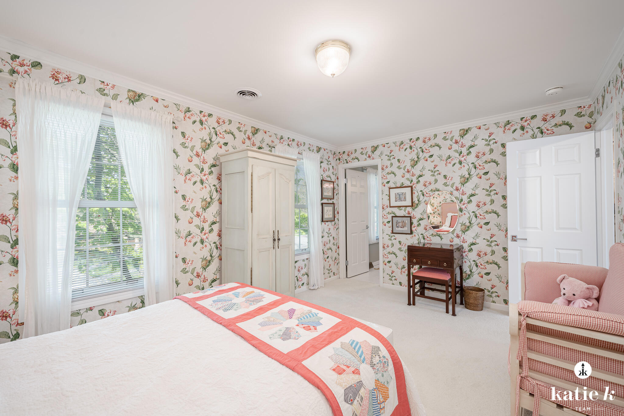 2538 Beechwood Drive SE East Grand Rapids MI 49506