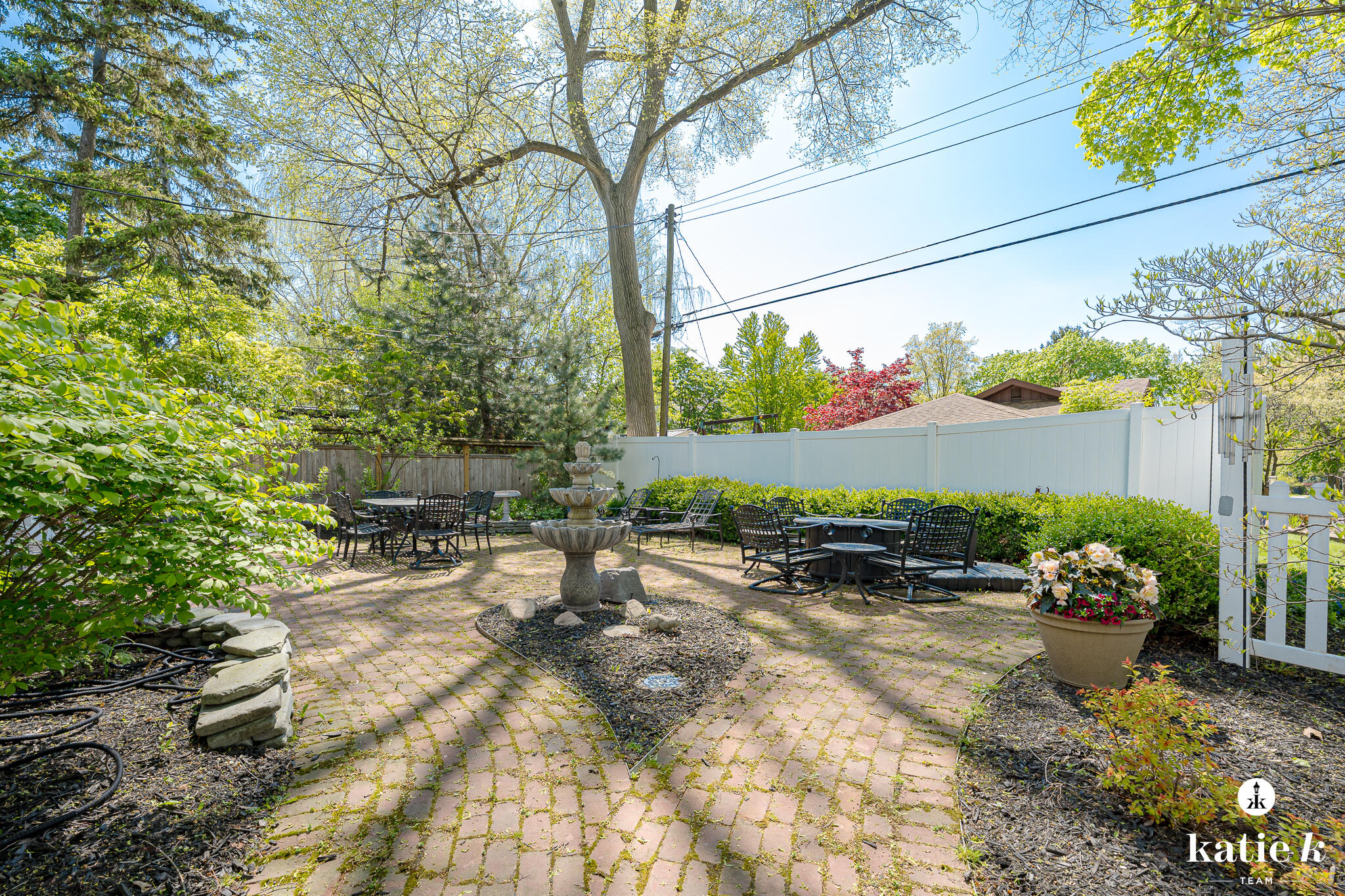 2538 Beechwood Drive SE East Grand Rapids MI 49506