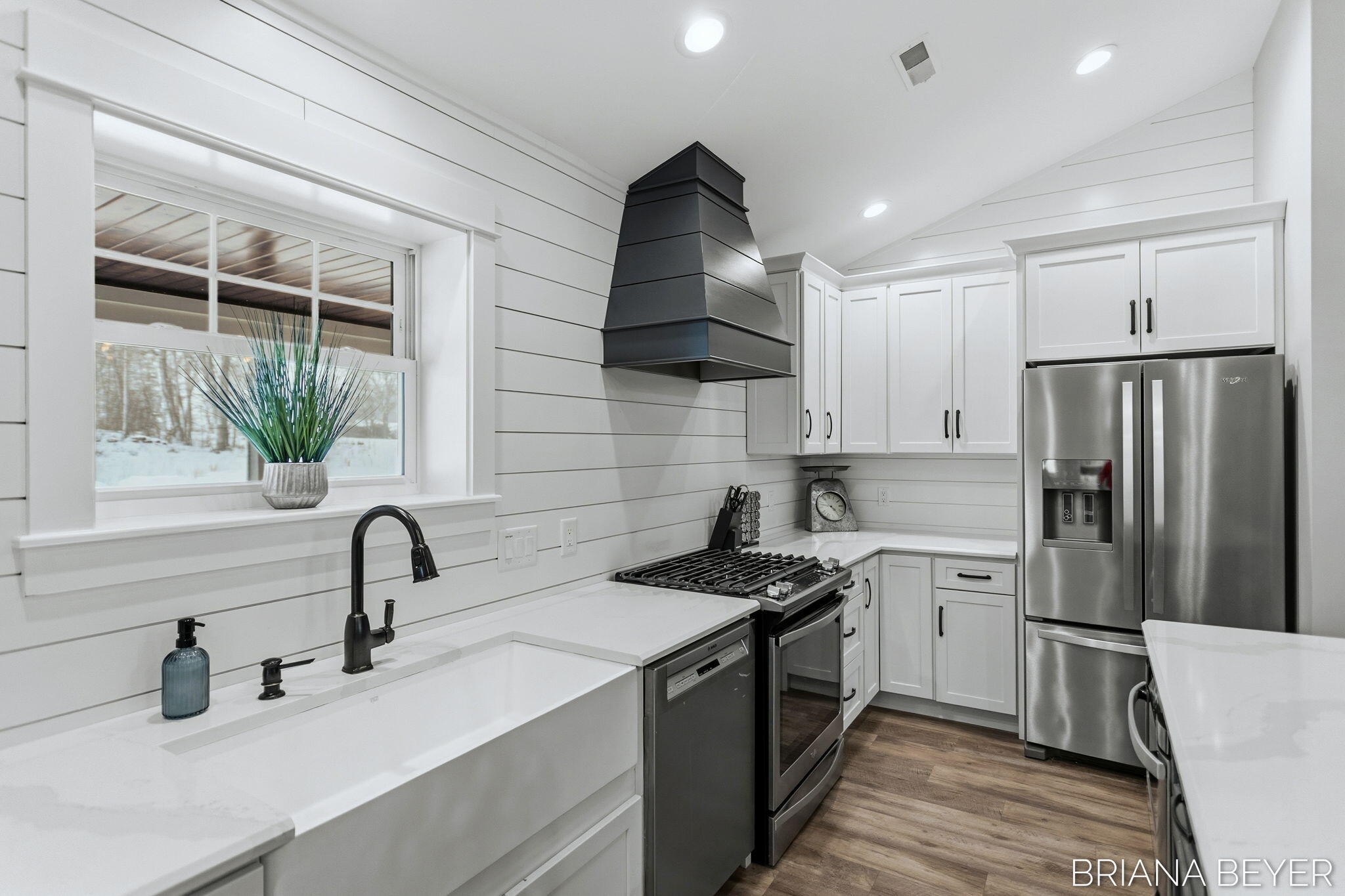 6541 145th Avenue Holland MI 49423