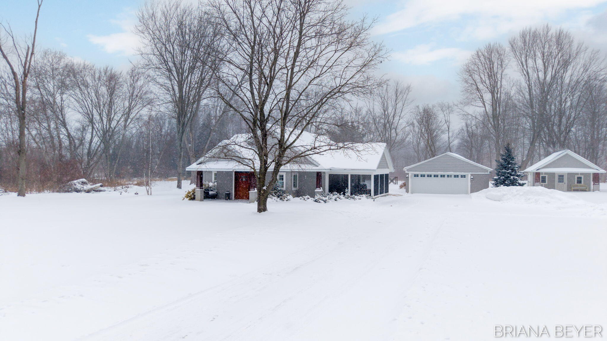 6541 145th Avenue Holland MI 49423