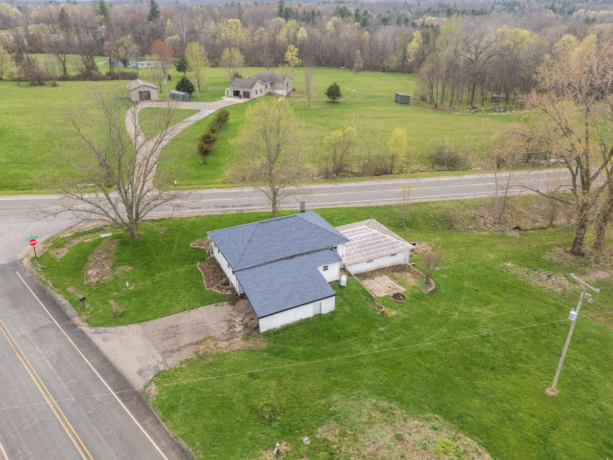 3479 Dumont Road Allegan MI 49010