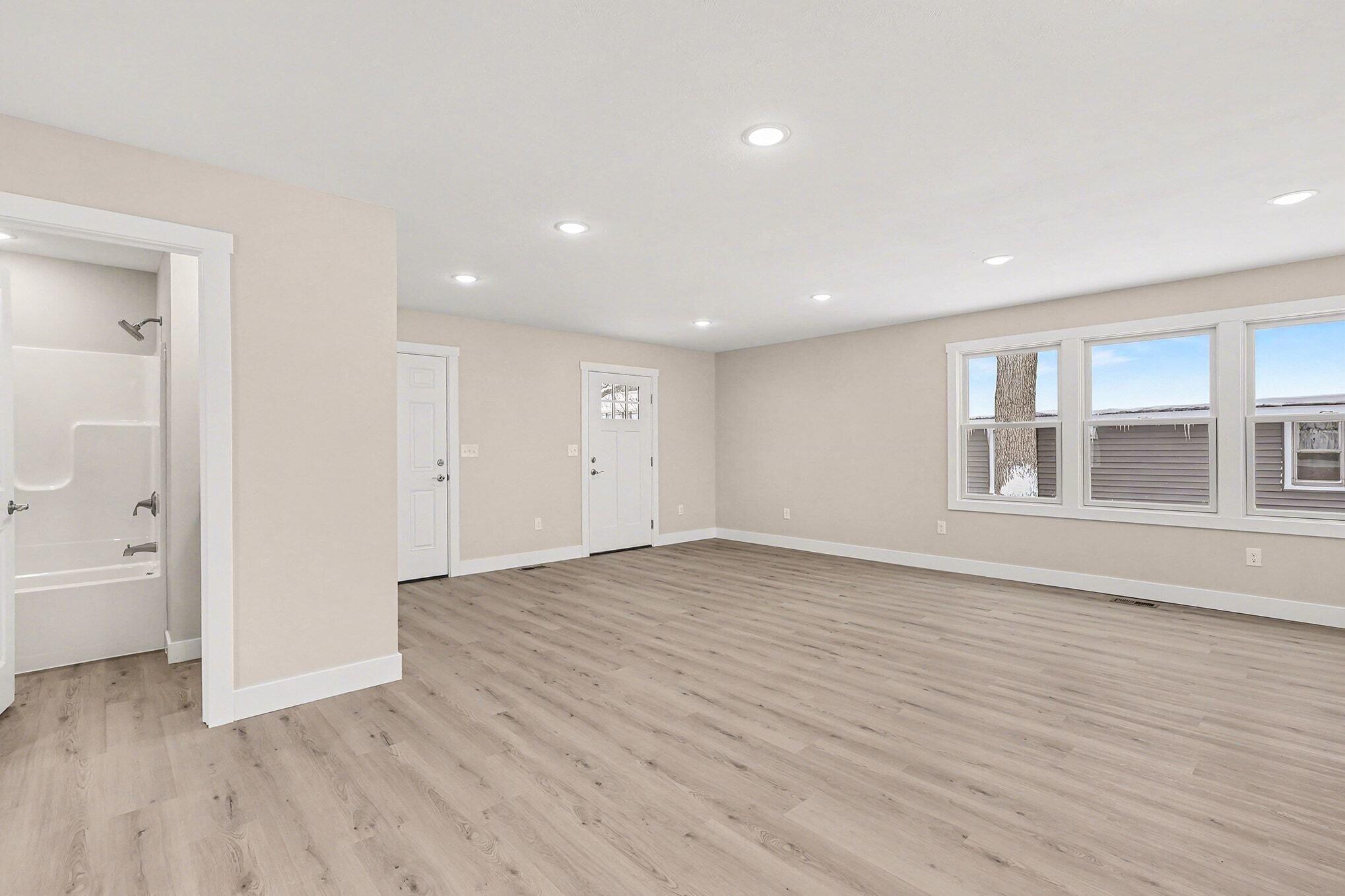 907 Orchard Avenue Muskegon MI 49442