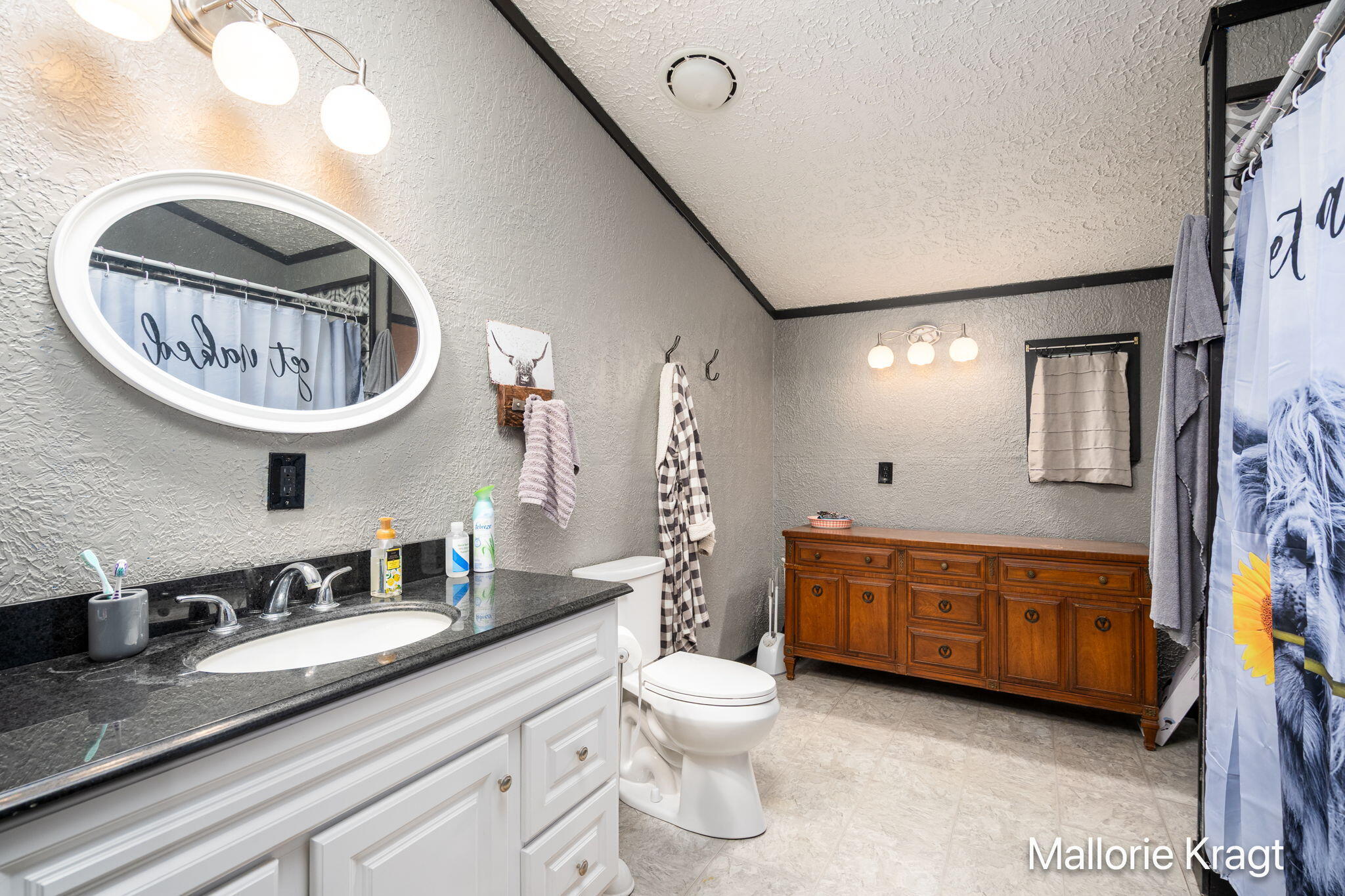 4328 105th Avenue Allegan MI 49010