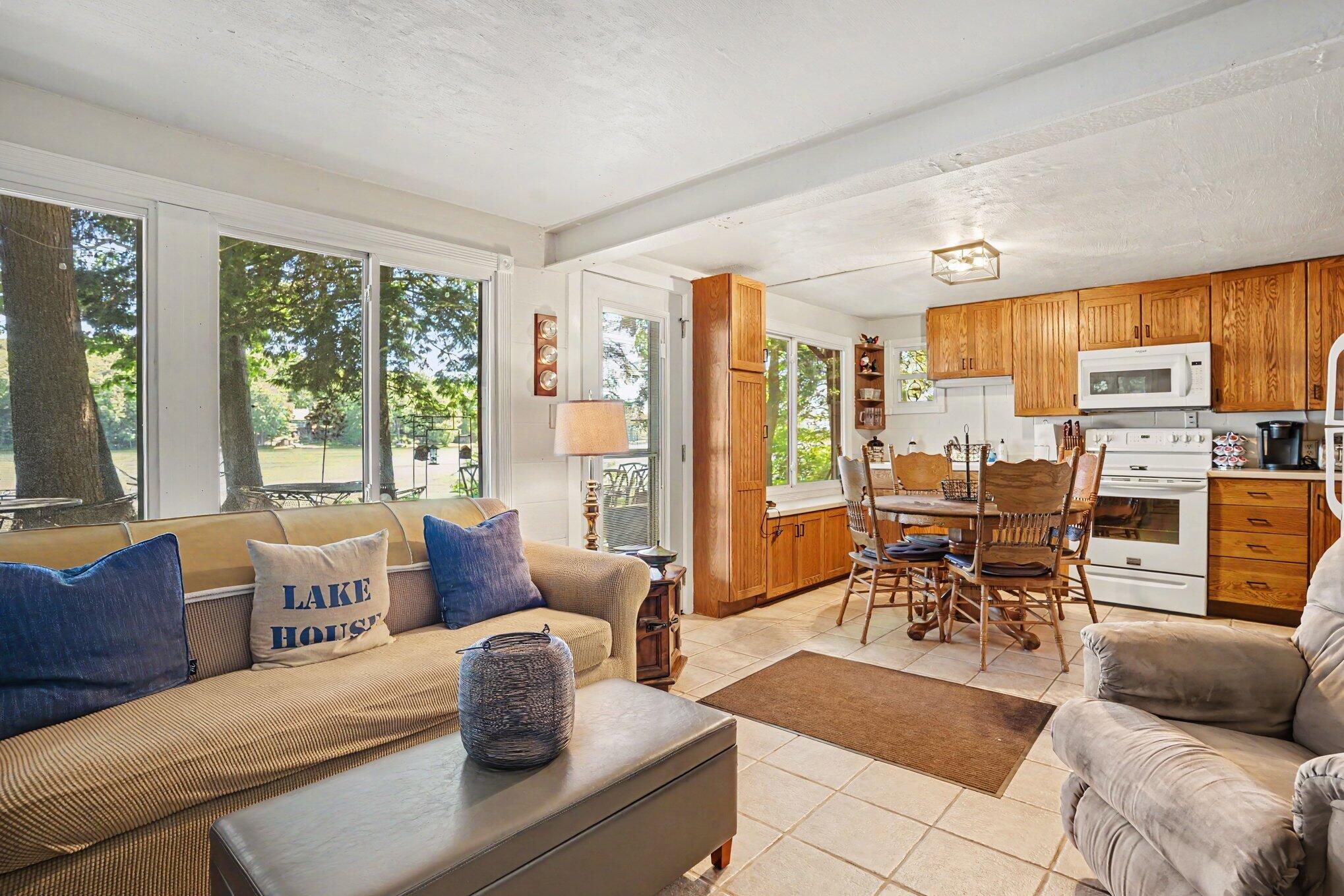 10041 County Road 215 Grand Junction MI 49056