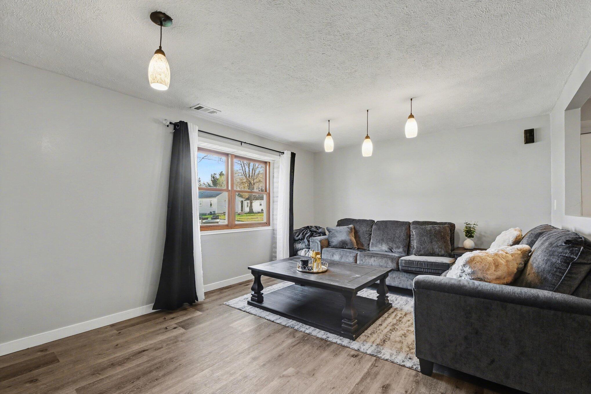 68 Nancy Street SE Grand Rapids MI 49548