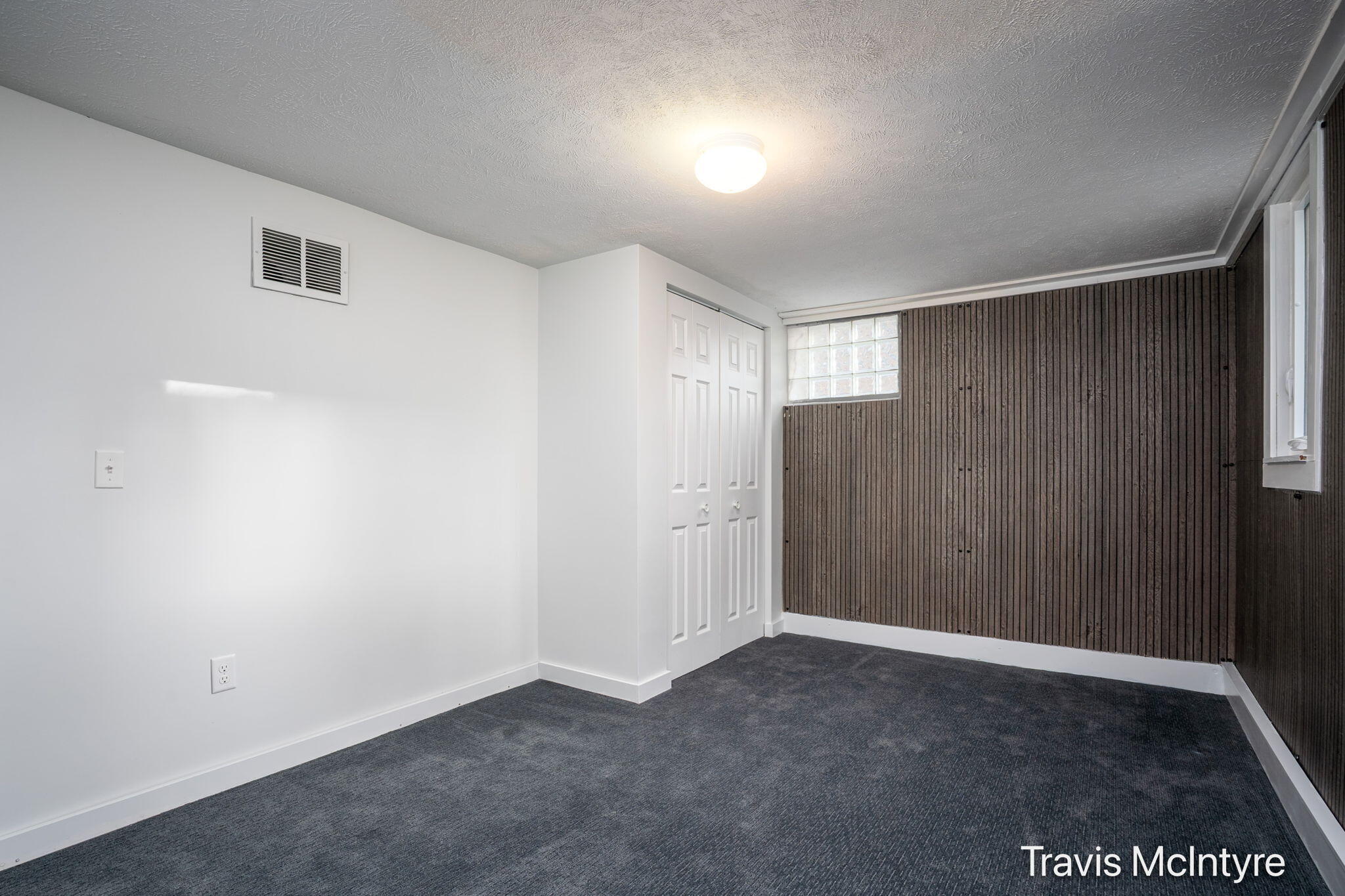 2053 Paris Avenue SE Grand Rapids MI 49507