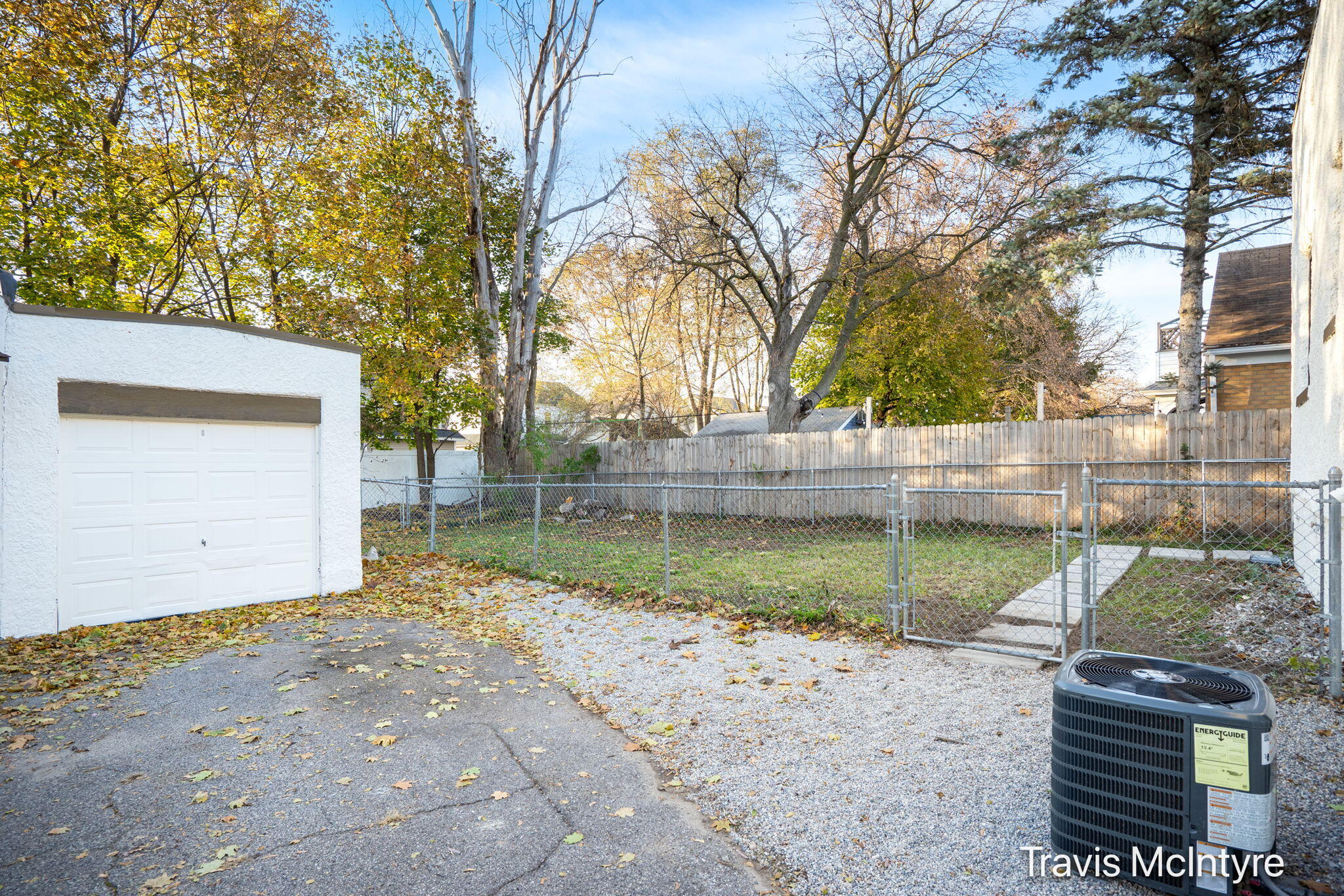 2053 Paris Avenue SE Grand Rapids MI 49507