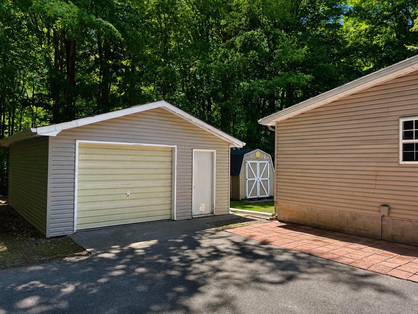5809 Barnhart Road Ludington MI 49431