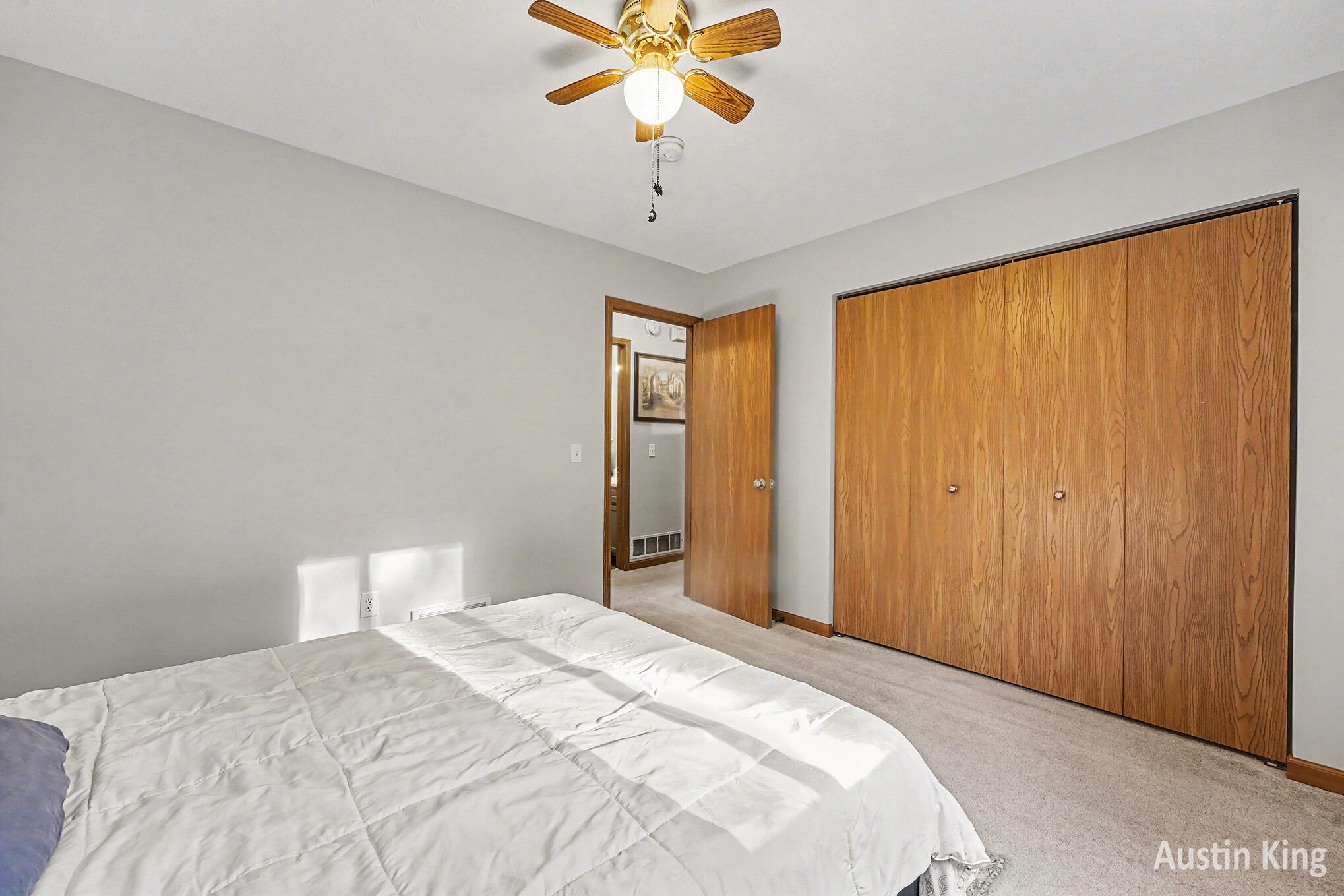 1350 Trailside Court NW Grand Rapids MI 49504