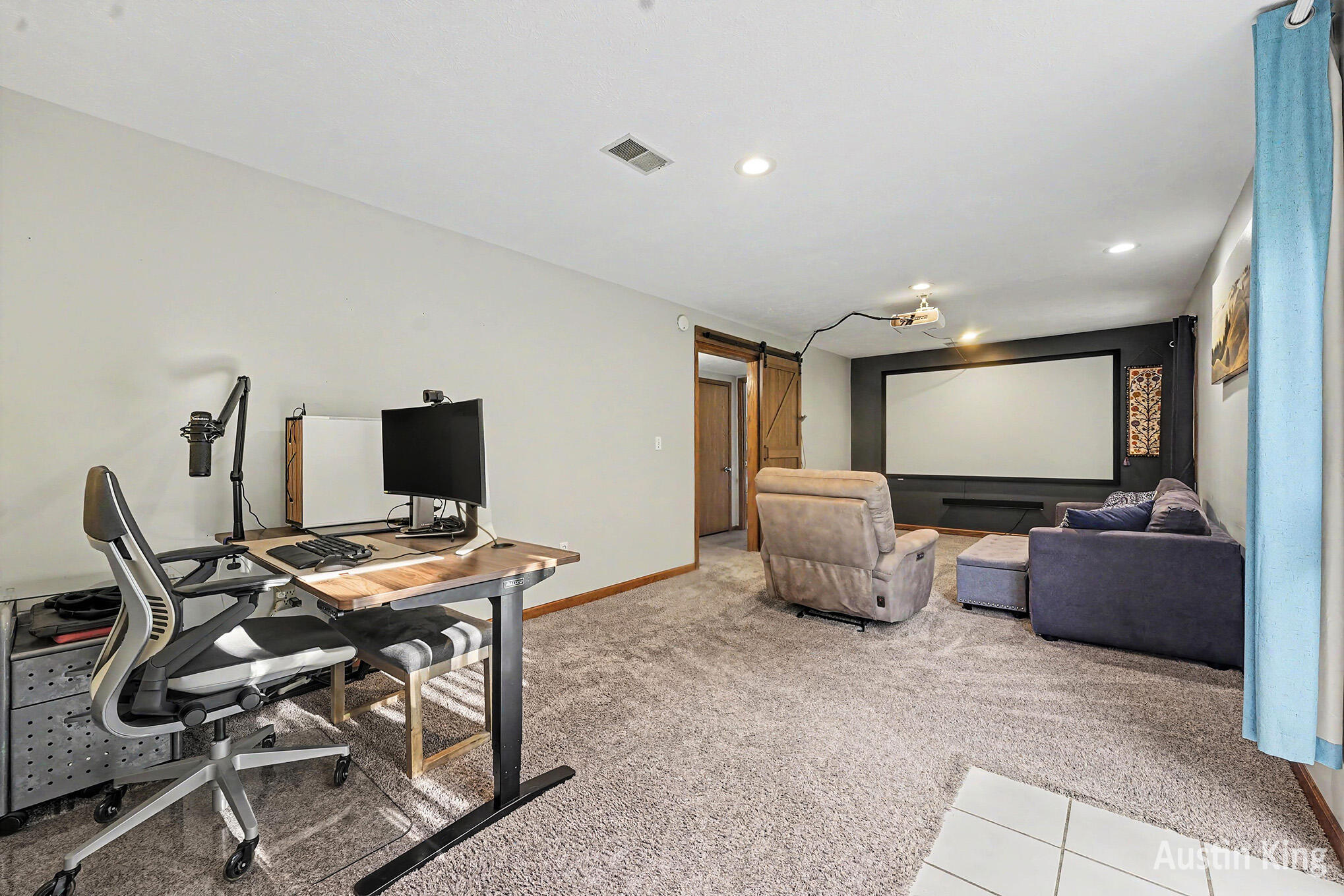 1350 Trailside Court NW Grand Rapids MI 49504