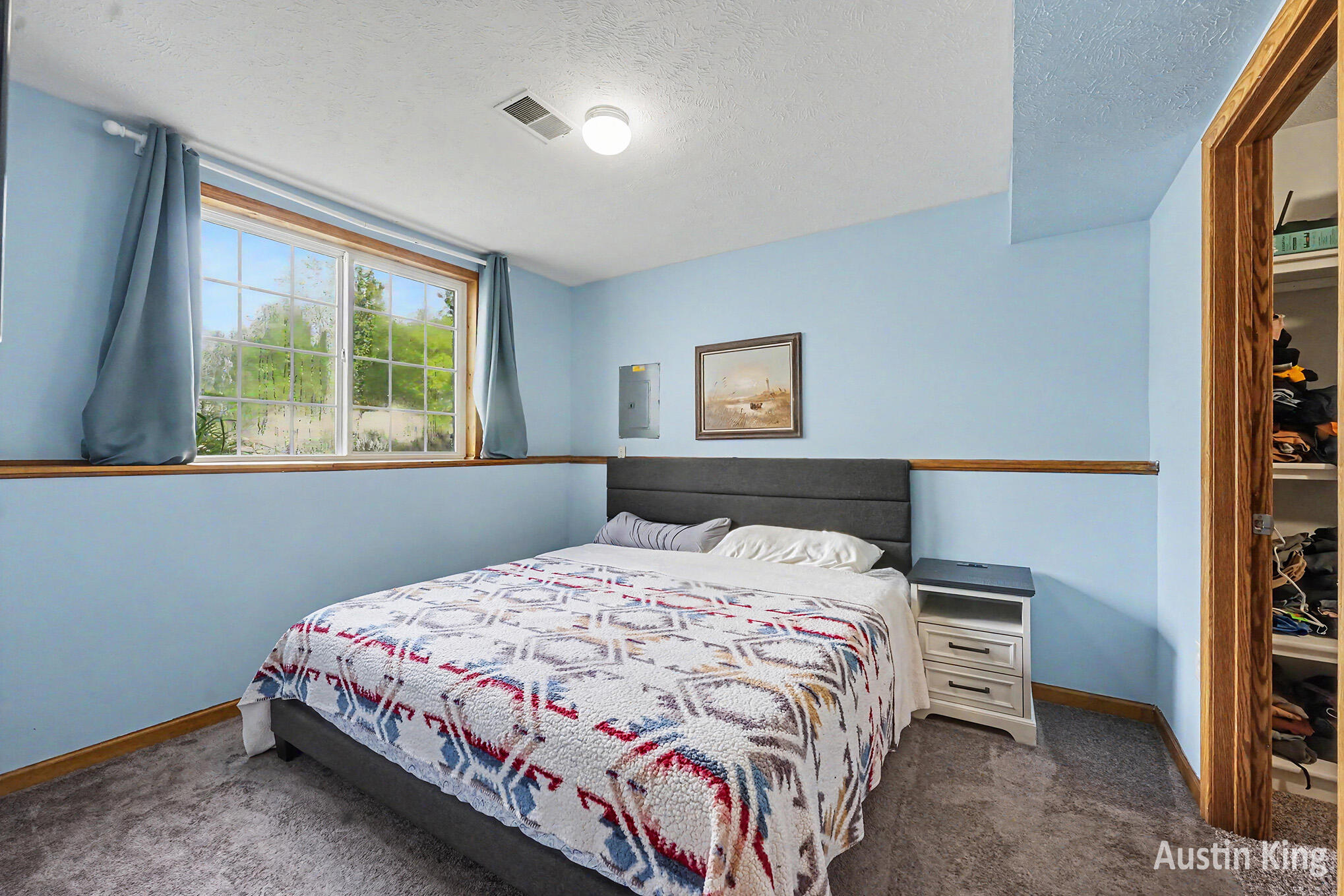 1350 Trailside Court NW Grand Rapids MI 49504