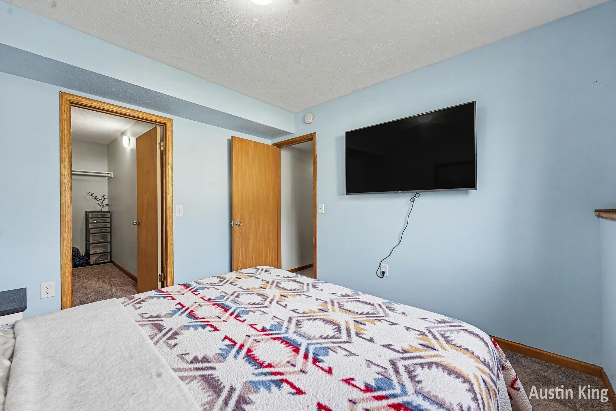 1350 Trailside Court NW Grand Rapids MI 49504