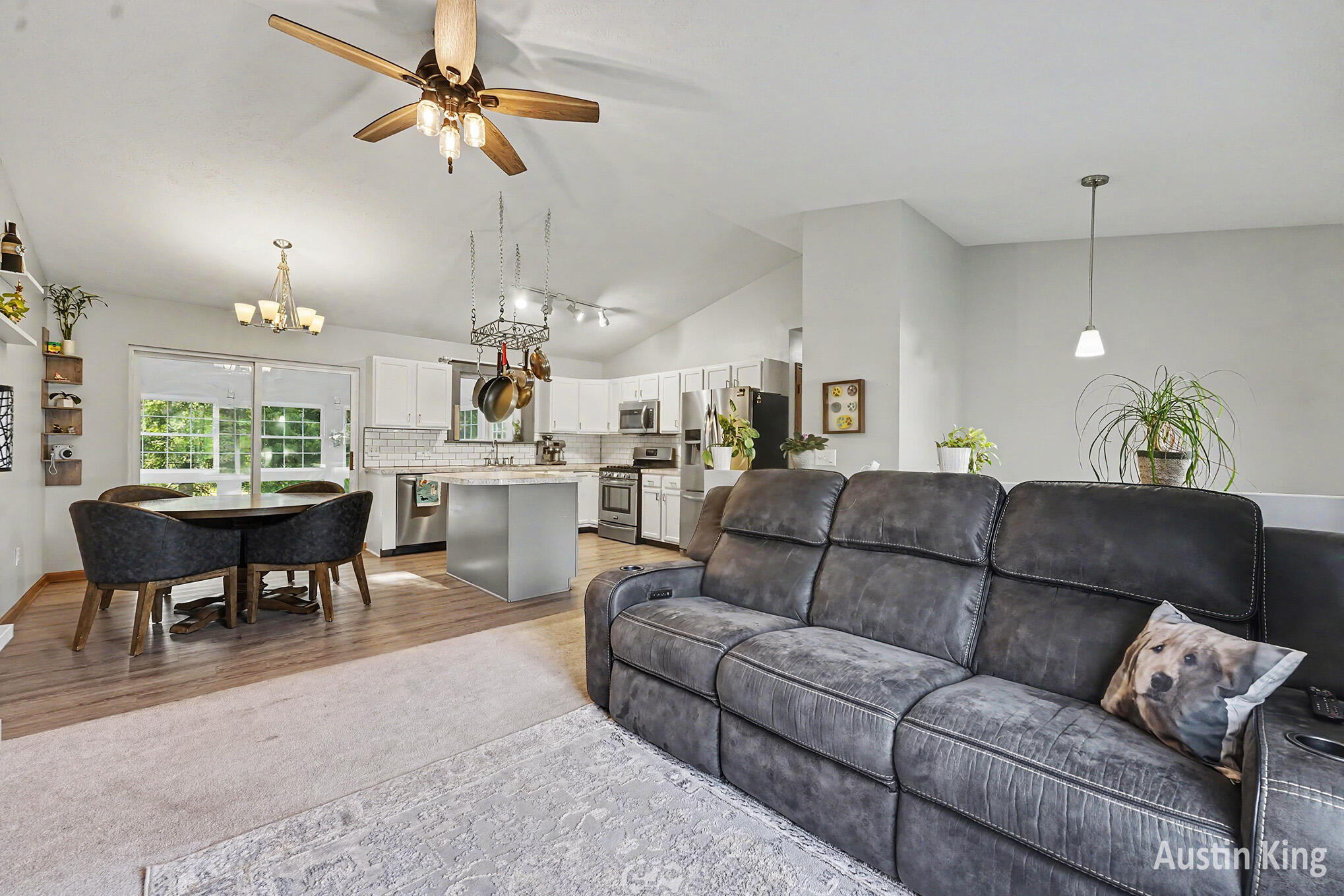 1350 Trailside Court NW Grand Rapids MI 49504