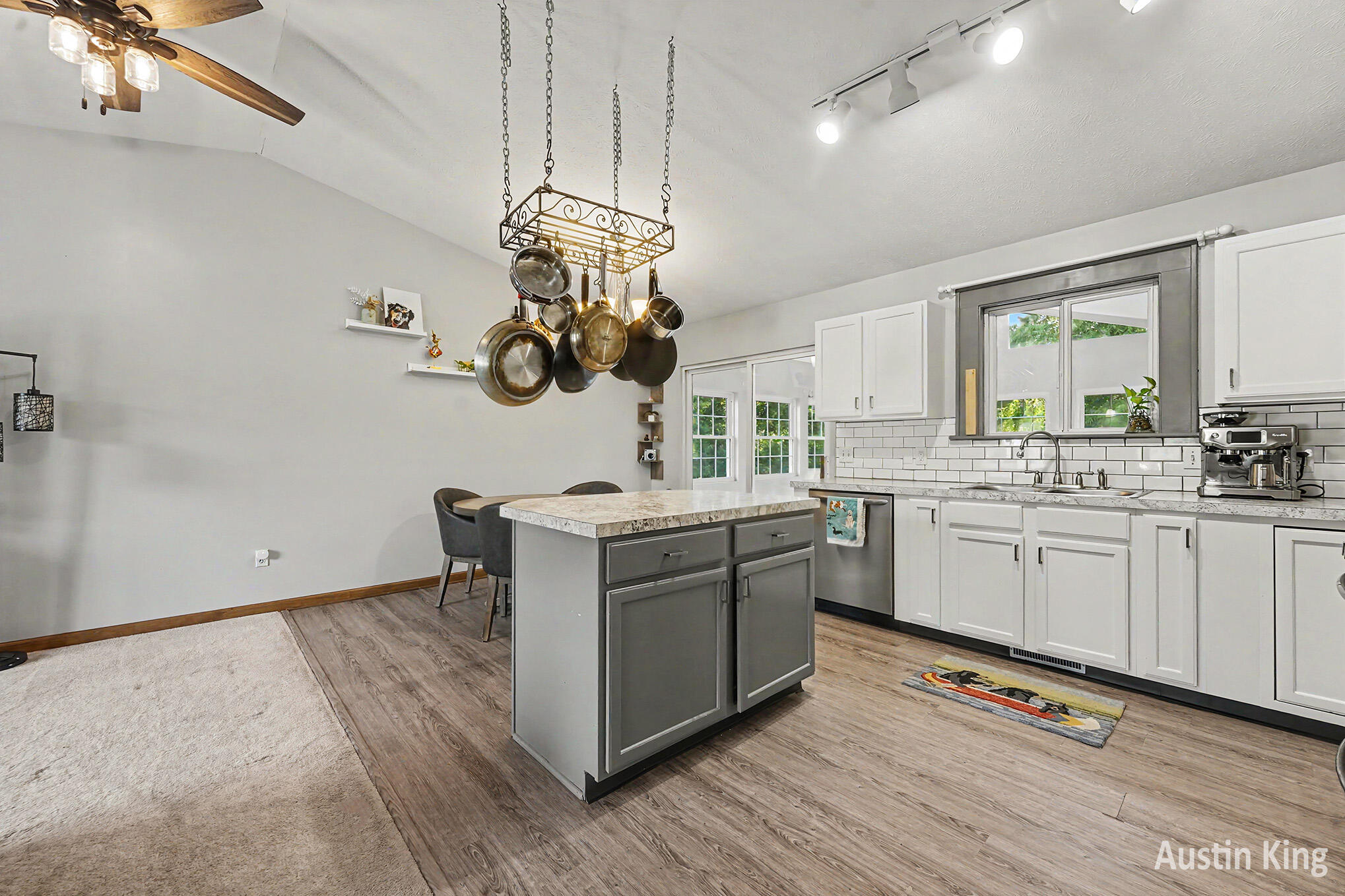 1350 Trailside Court NW Grand Rapids MI 49504