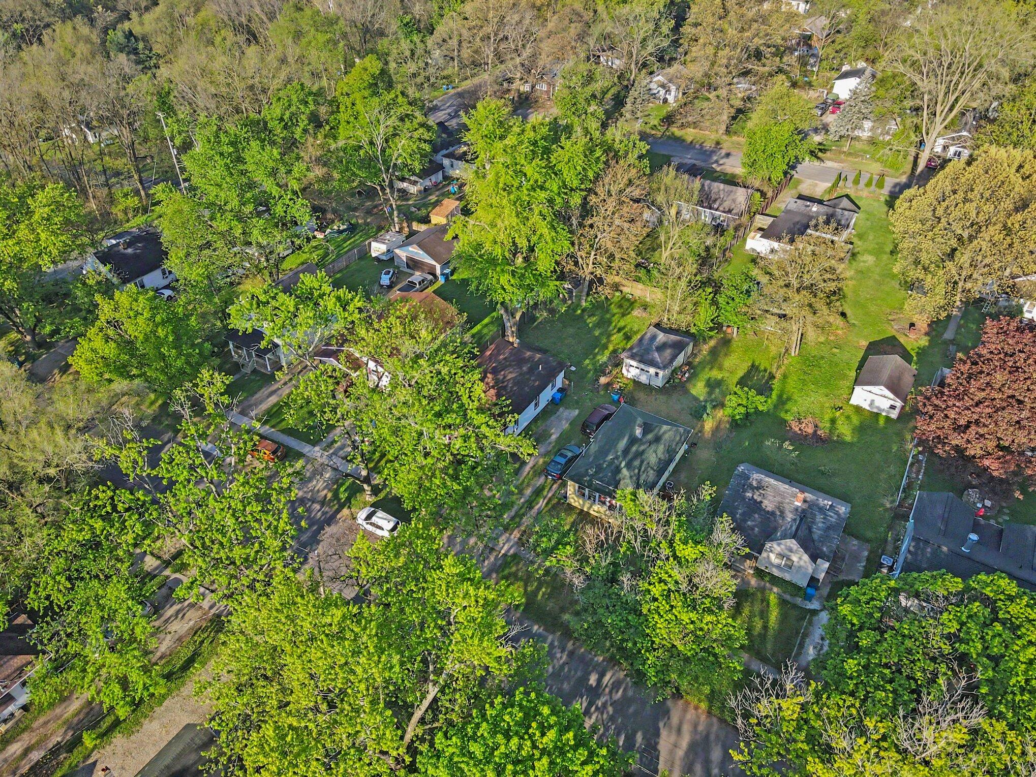 521 Gayle Avenue Kalamazoo MI 49048