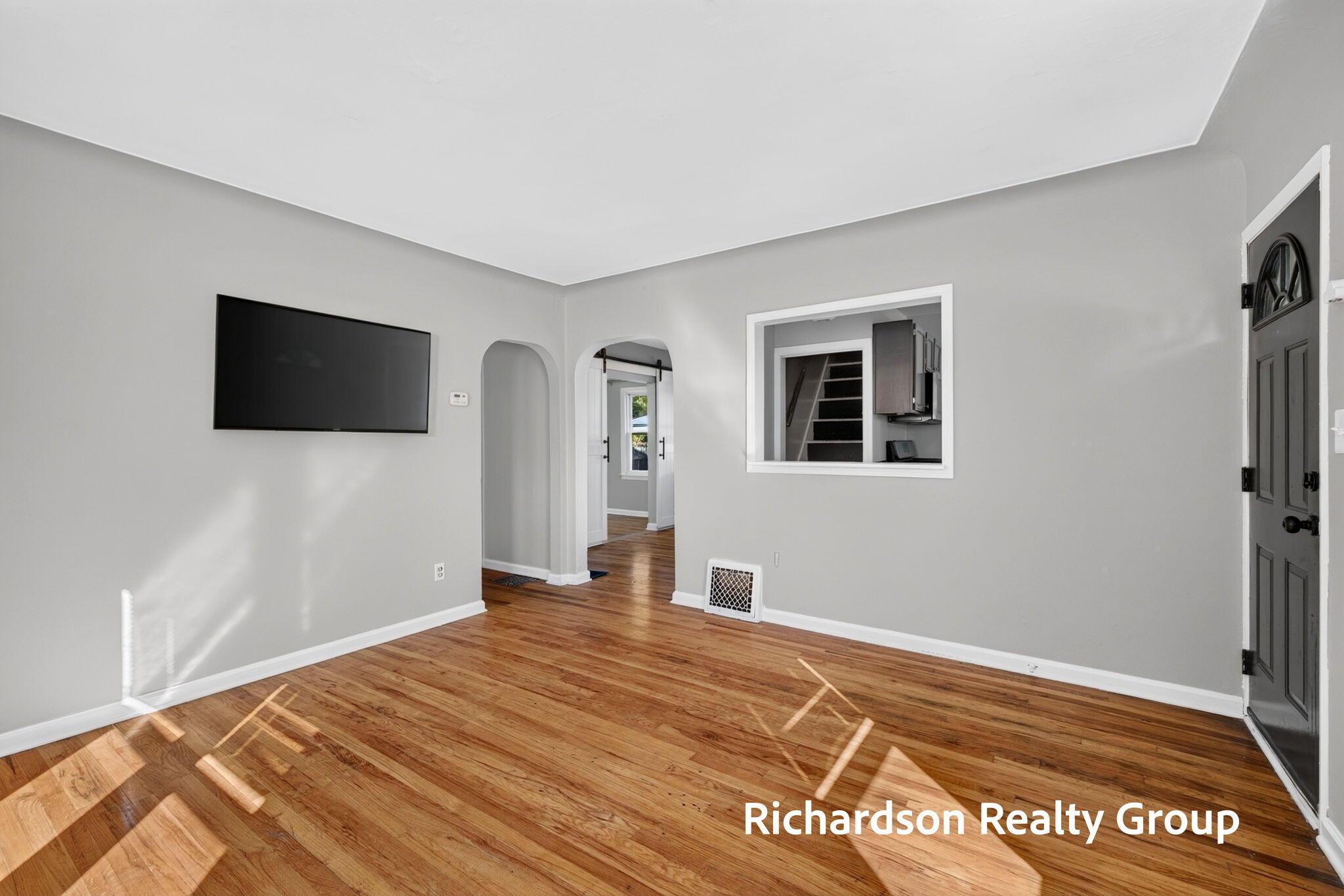 1055 NE Crescent Street NE Grand Rapids MI 49503