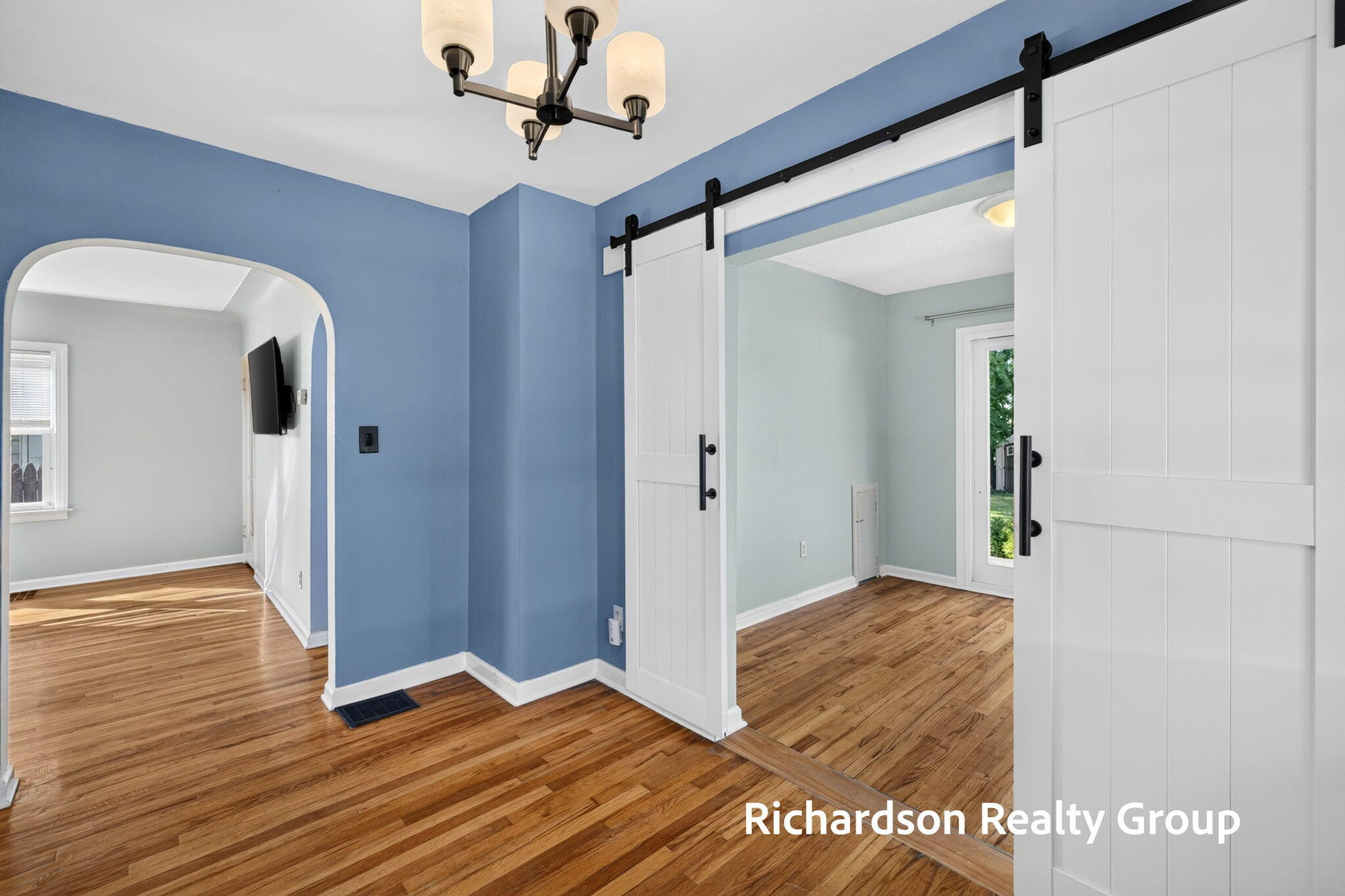 1055 NE Crescent Street NE Grand Rapids MI 49503