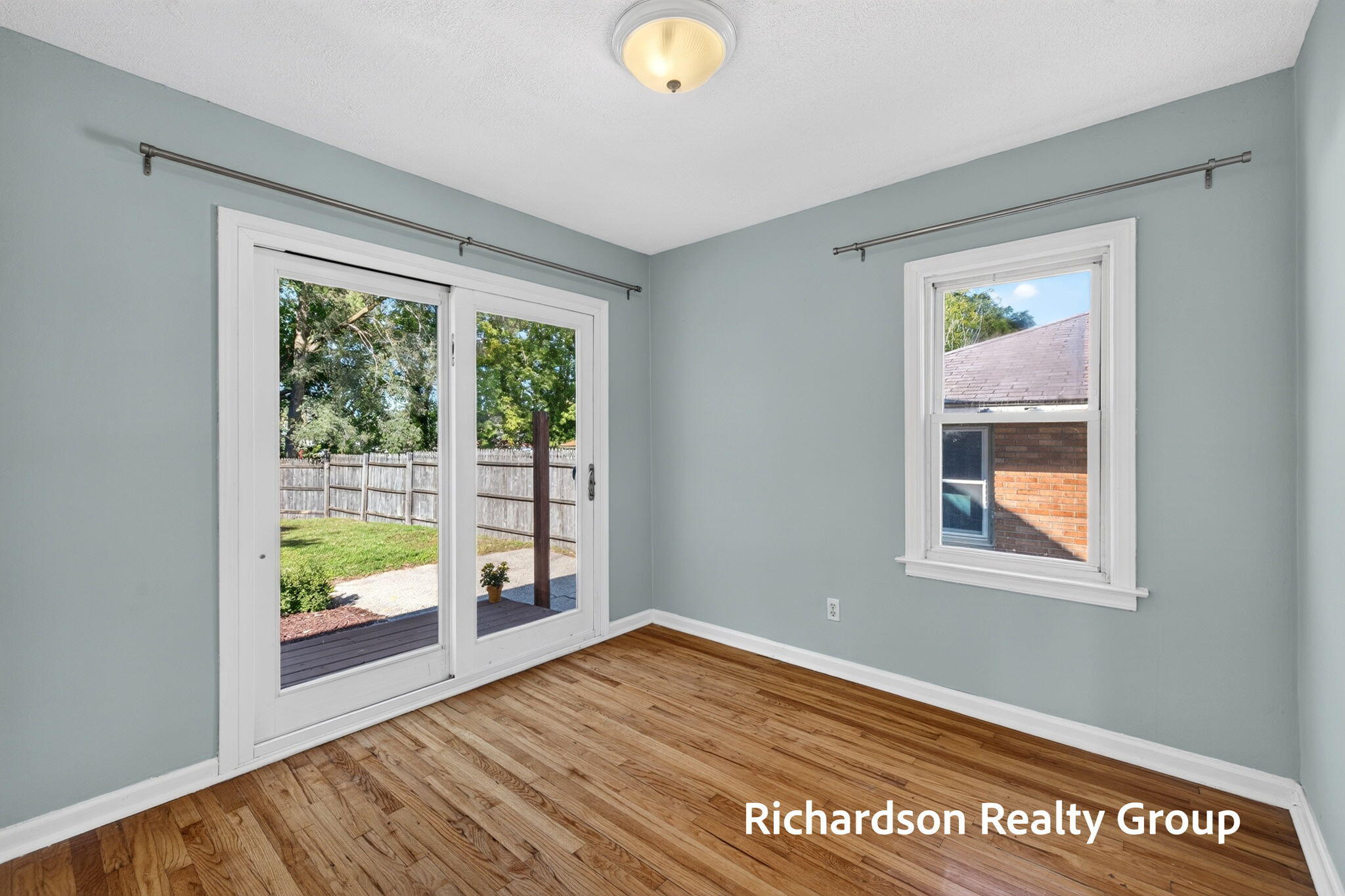 1055 NE Crescent Street NE Grand Rapids MI 49503