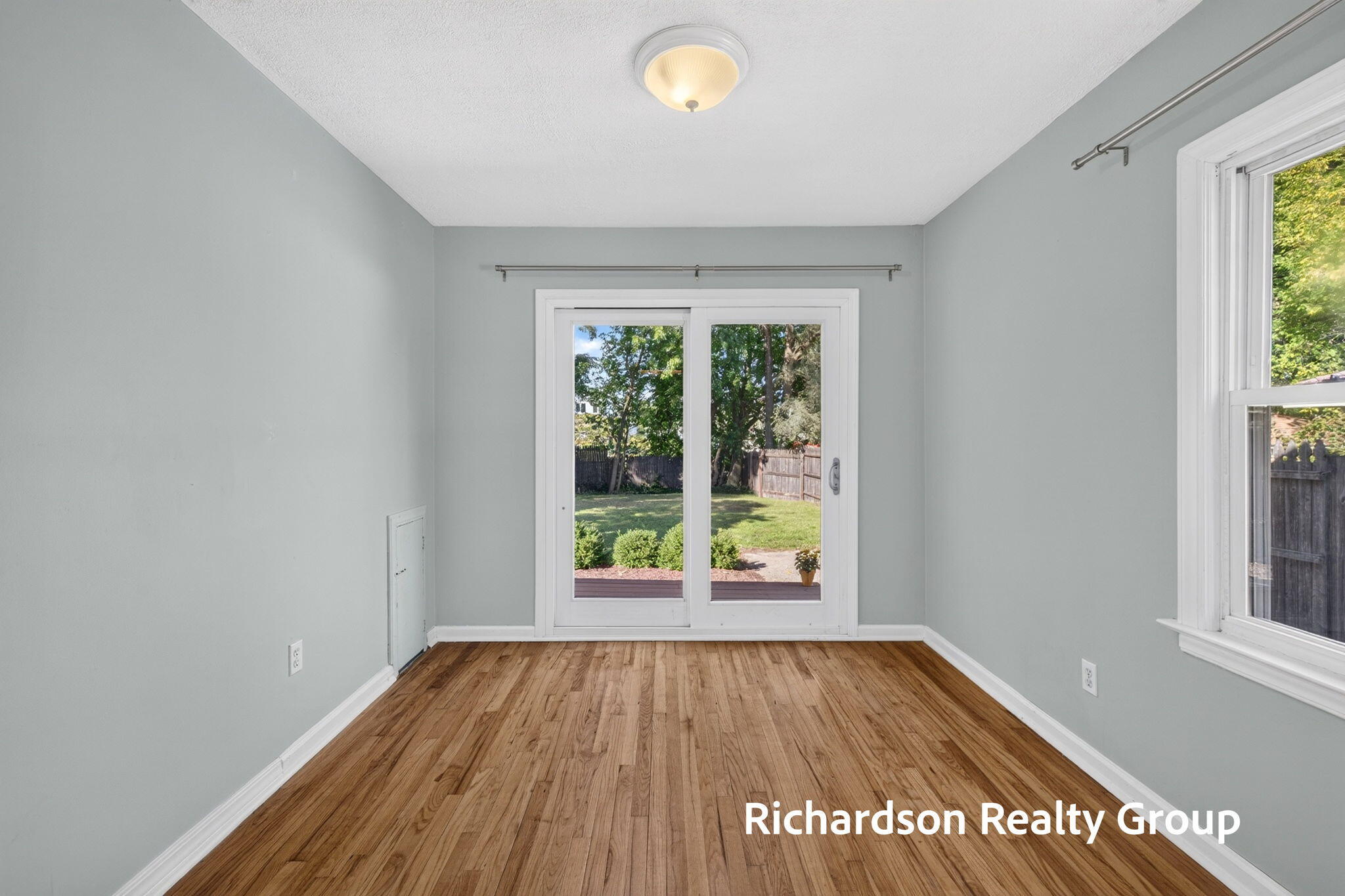 1055 NE Crescent Street NE Grand Rapids MI 49503