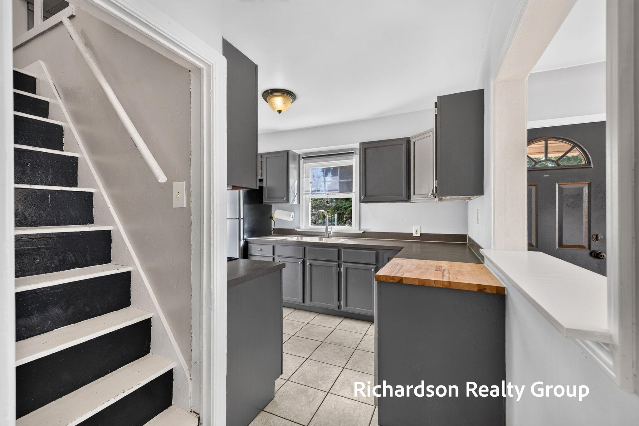 1055 NE Crescent Street NE Grand Rapids MI 49503