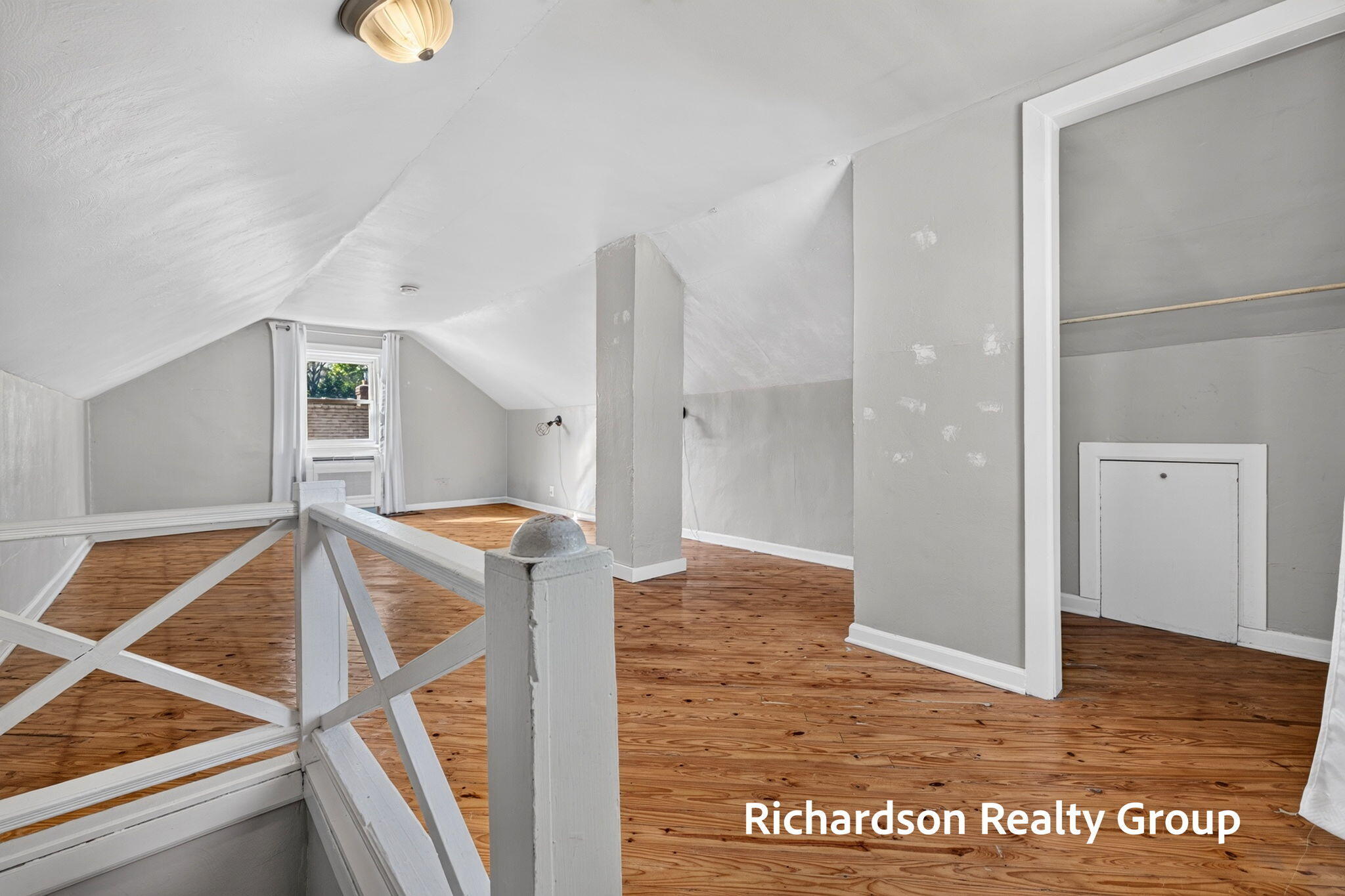 1055 NE Crescent Street NE Grand Rapids MI 49503