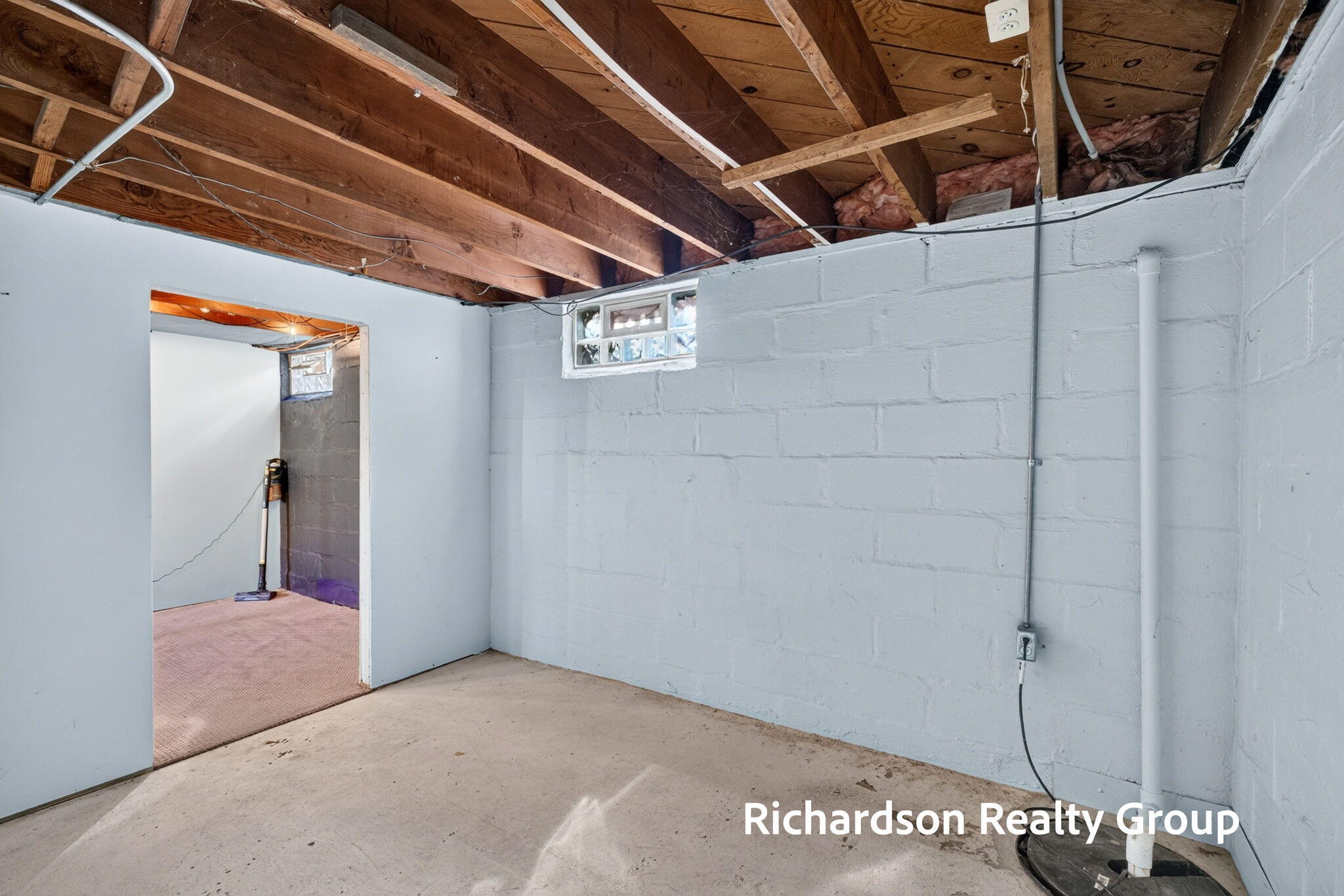 1055 NE Crescent Street NE Grand Rapids MI 49503