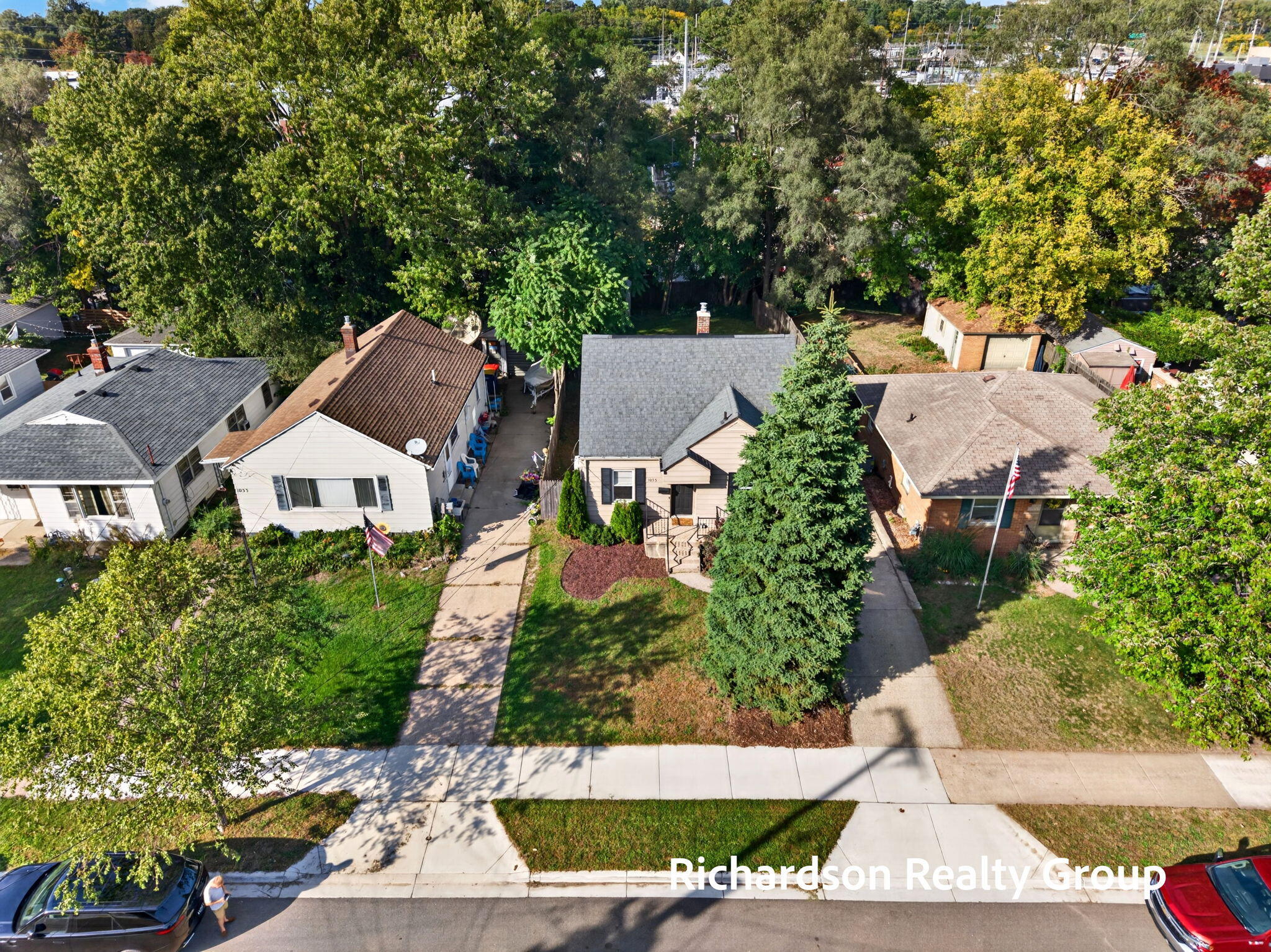 1055 NE Crescent Street NE Grand Rapids MI 49503