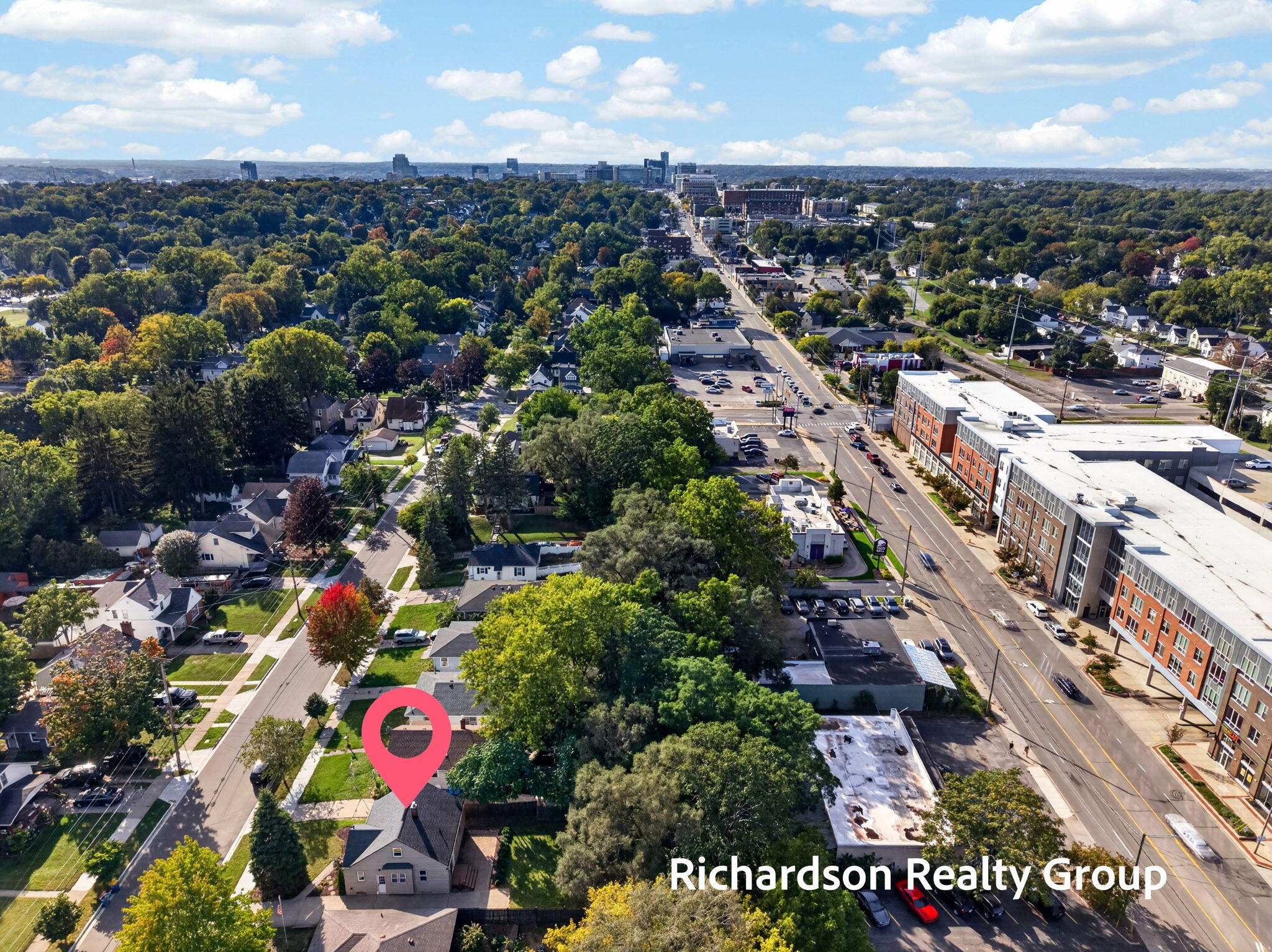 1055 NE Crescent Street NE Grand Rapids MI 49503