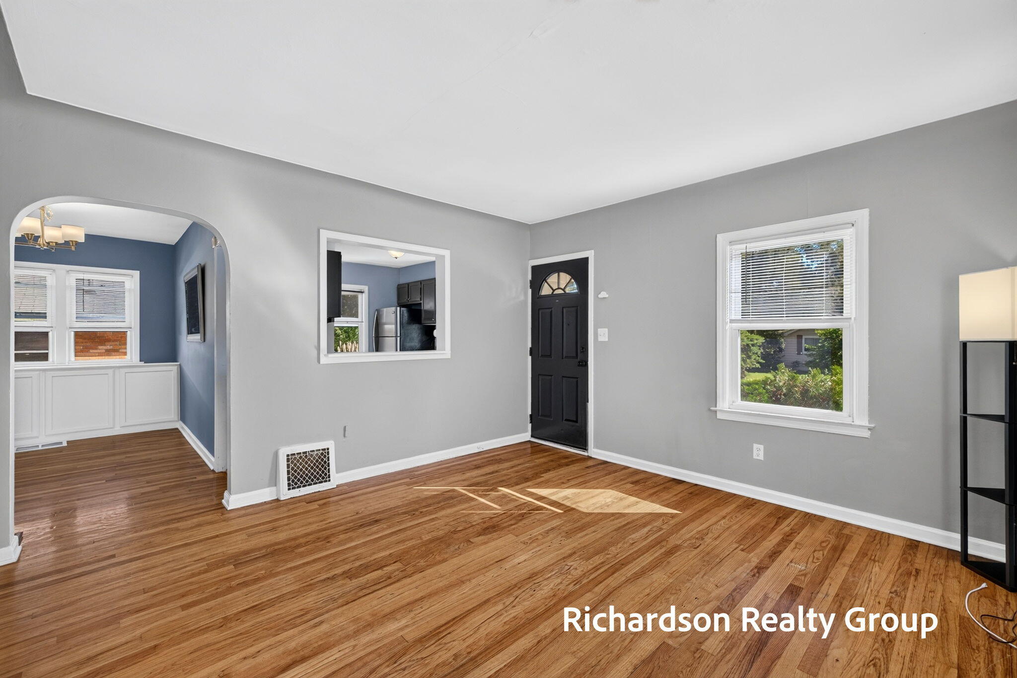 1055 NE Crescent Street NE Grand Rapids MI 49503