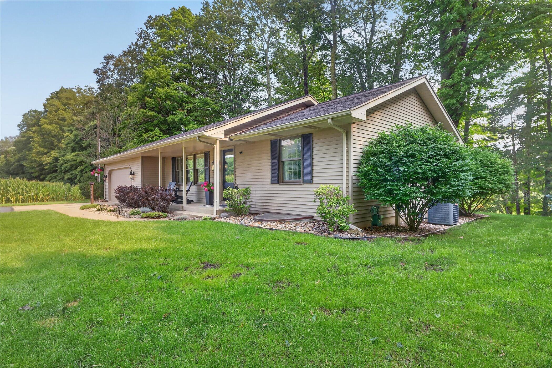 70070 2nd Avenue South Haven MI 49090