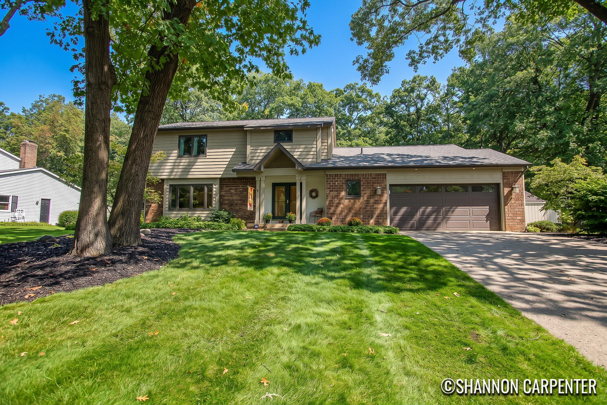 3275 Pinoak Court SE Grand Rapids MI 49546