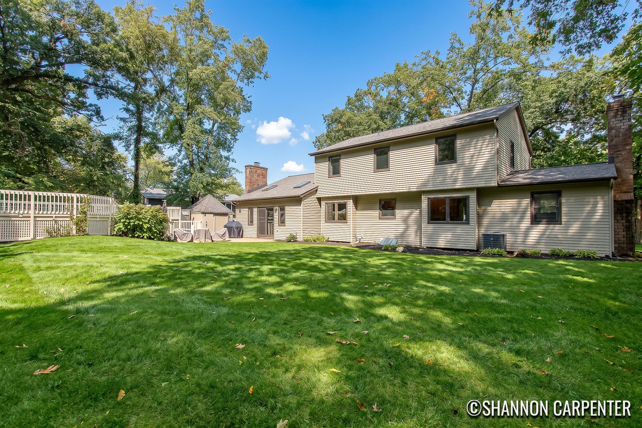 3275 Pinoak Court SE Grand Rapids MI 49546