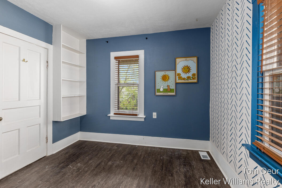 315 Donald Place SE Grand Rapids MI 49506