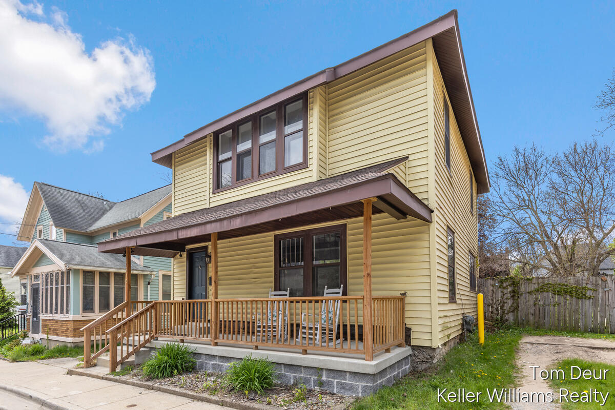 315 Donald Place SE Grand Rapids MI 49506