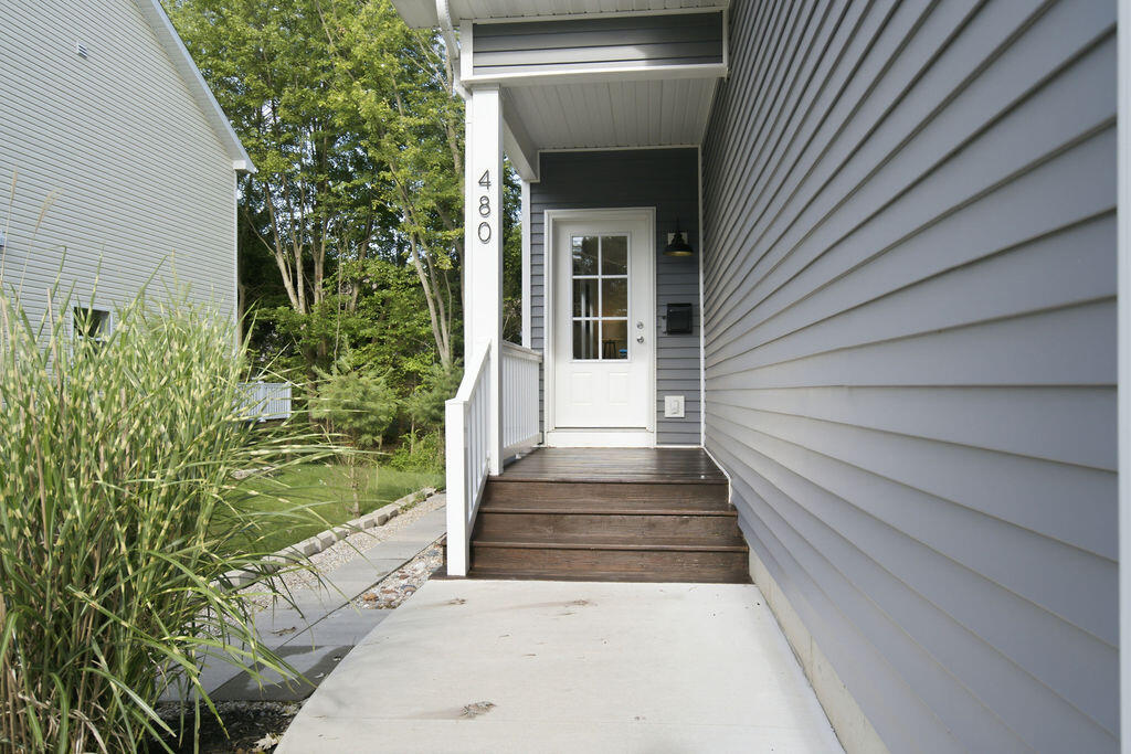 480 Mcmullan Way South Haven MI 49090