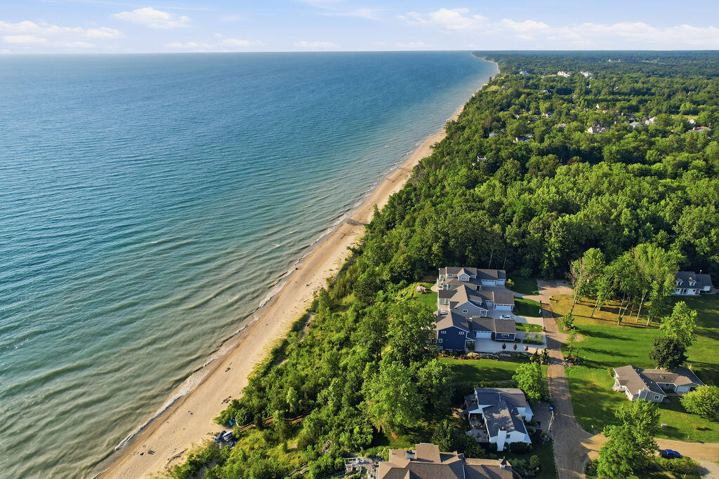 480 Mcmullan Way South Haven MI 49090