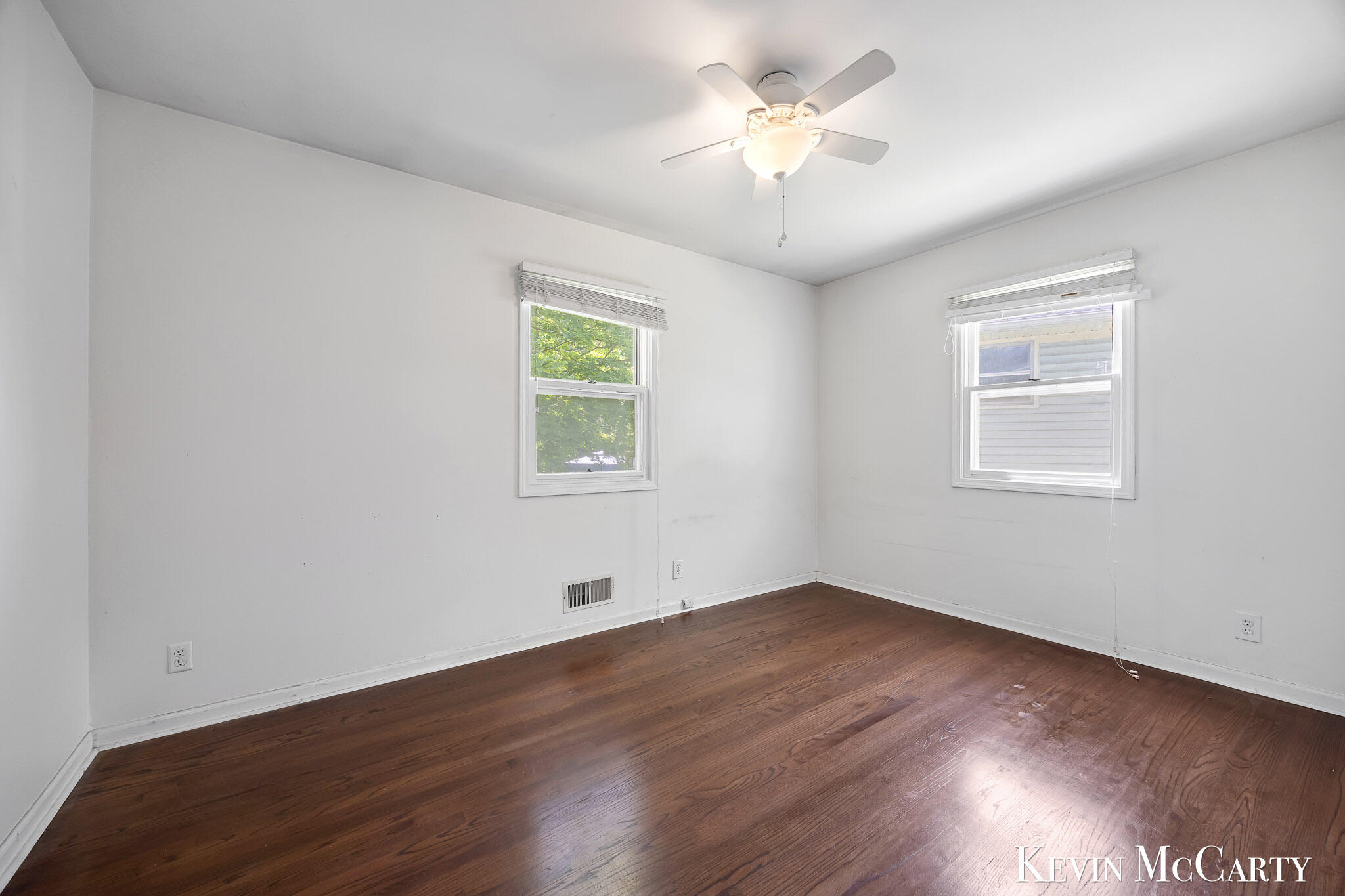 2722 Vassar Drive SE Grand Rapids MI 49506