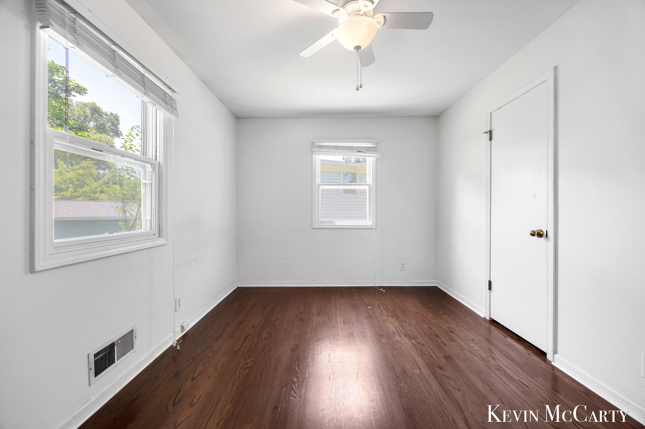 2722 Vassar Drive SE Grand Rapids MI 49506