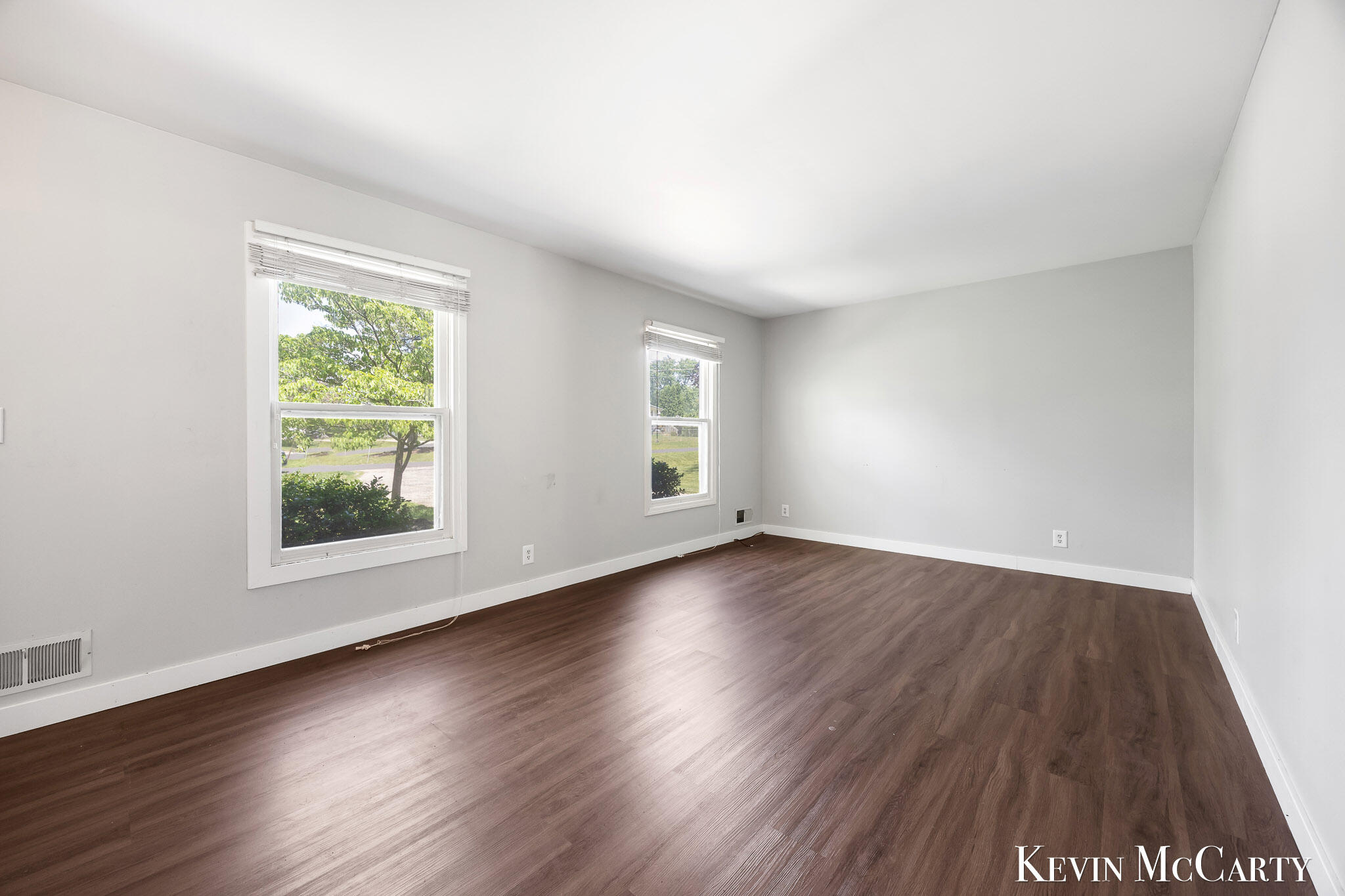 2722 Vassar Drive SE Grand Rapids MI 49506