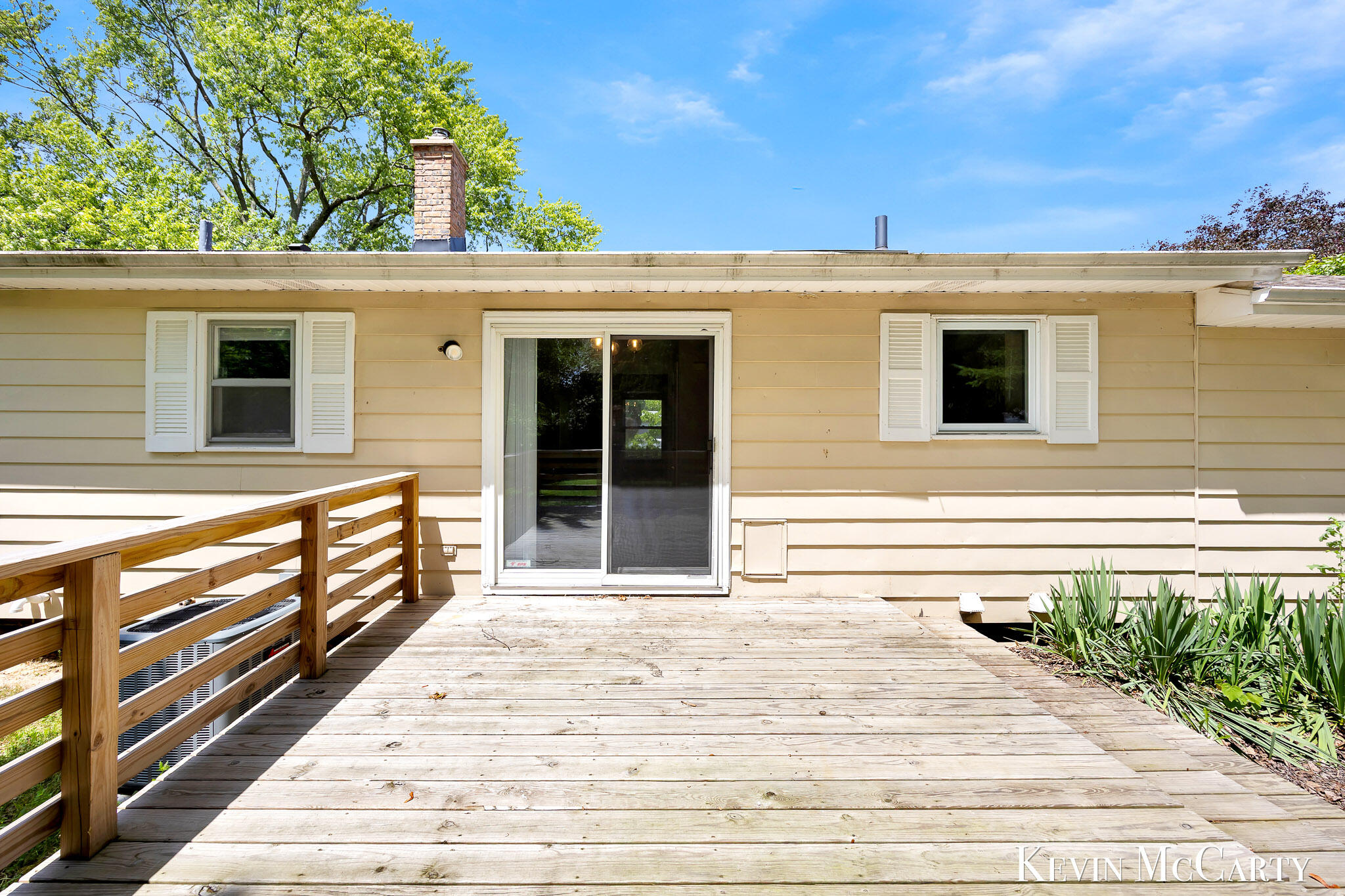 2722 Vassar Drive SE Grand Rapids MI 49506