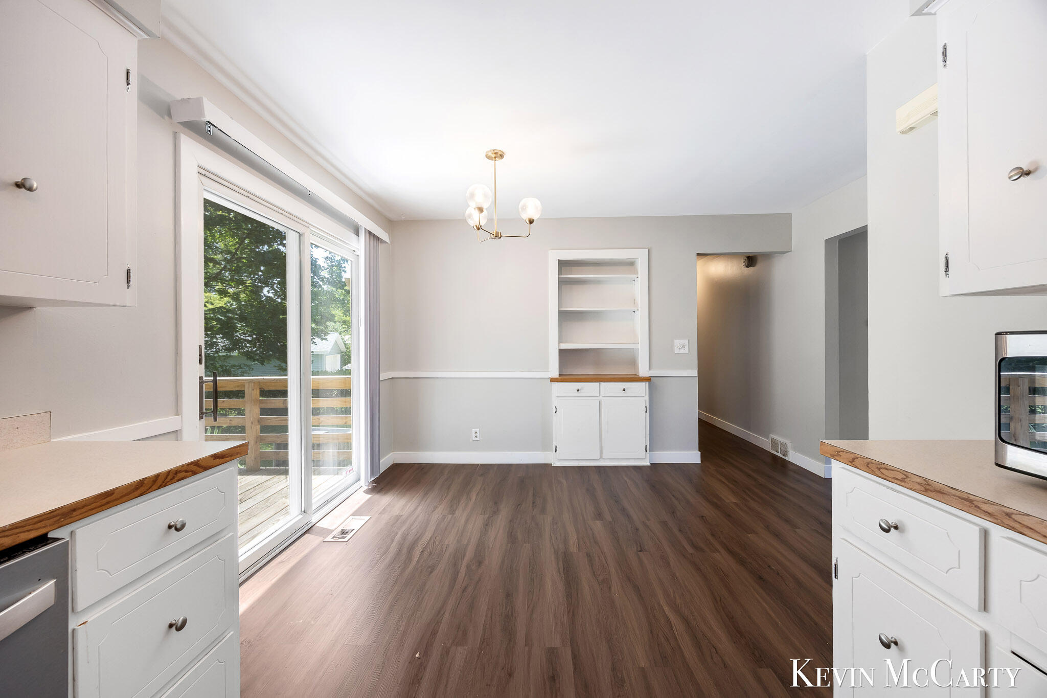 2722 Vassar Drive SE Grand Rapids MI 49506