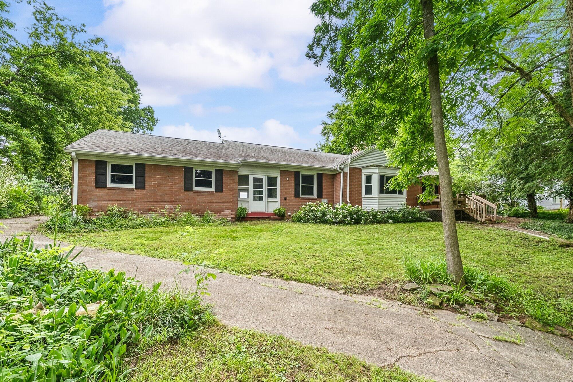 1218 Pinehurst Boulevard Kalamazoo MI 49006