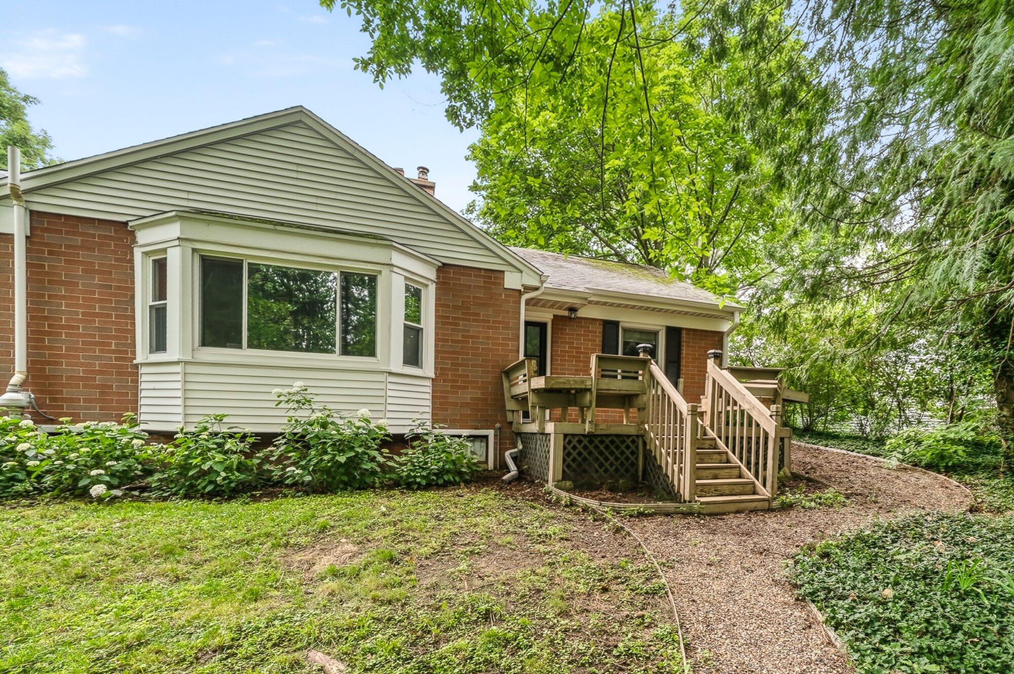 1218 Pinehurst Boulevard Kalamazoo MI 49006