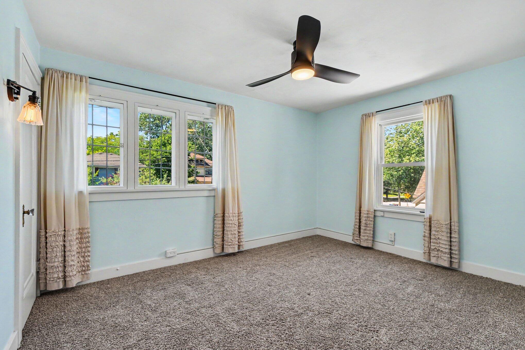 1240 Benjamin Avenue SE Grand Rapids MI 49506
