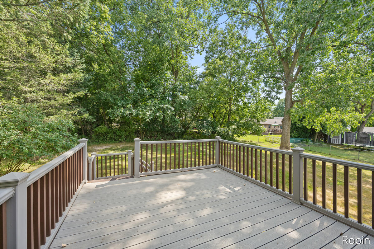 2210 Skyline Drive NW Grand Rapids MI 49504
