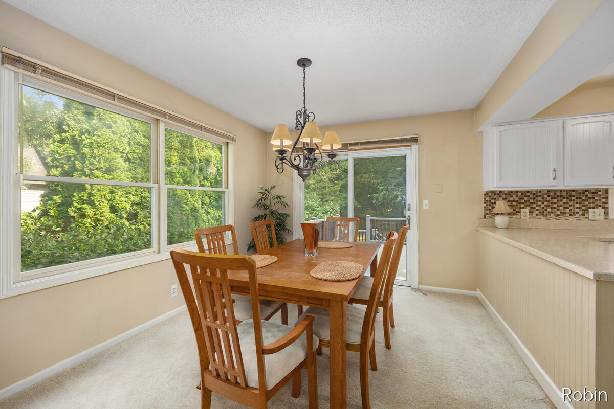 2210 Skyline Drive NW Grand Rapids MI 49504
