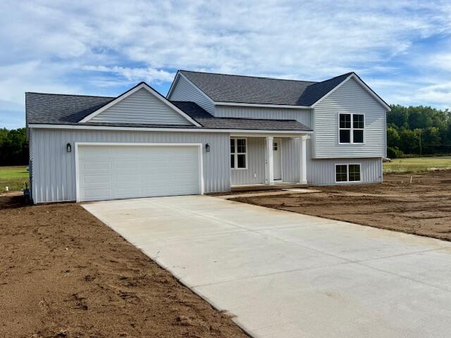 3221 Signal Point Drive Allegan MI 49010