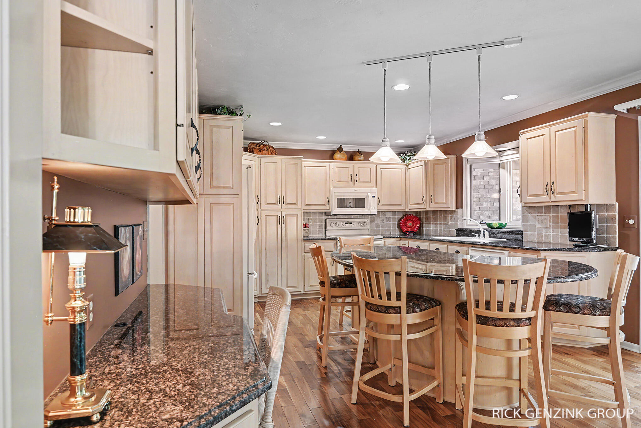 400 W 35th Street Holland MI 49423